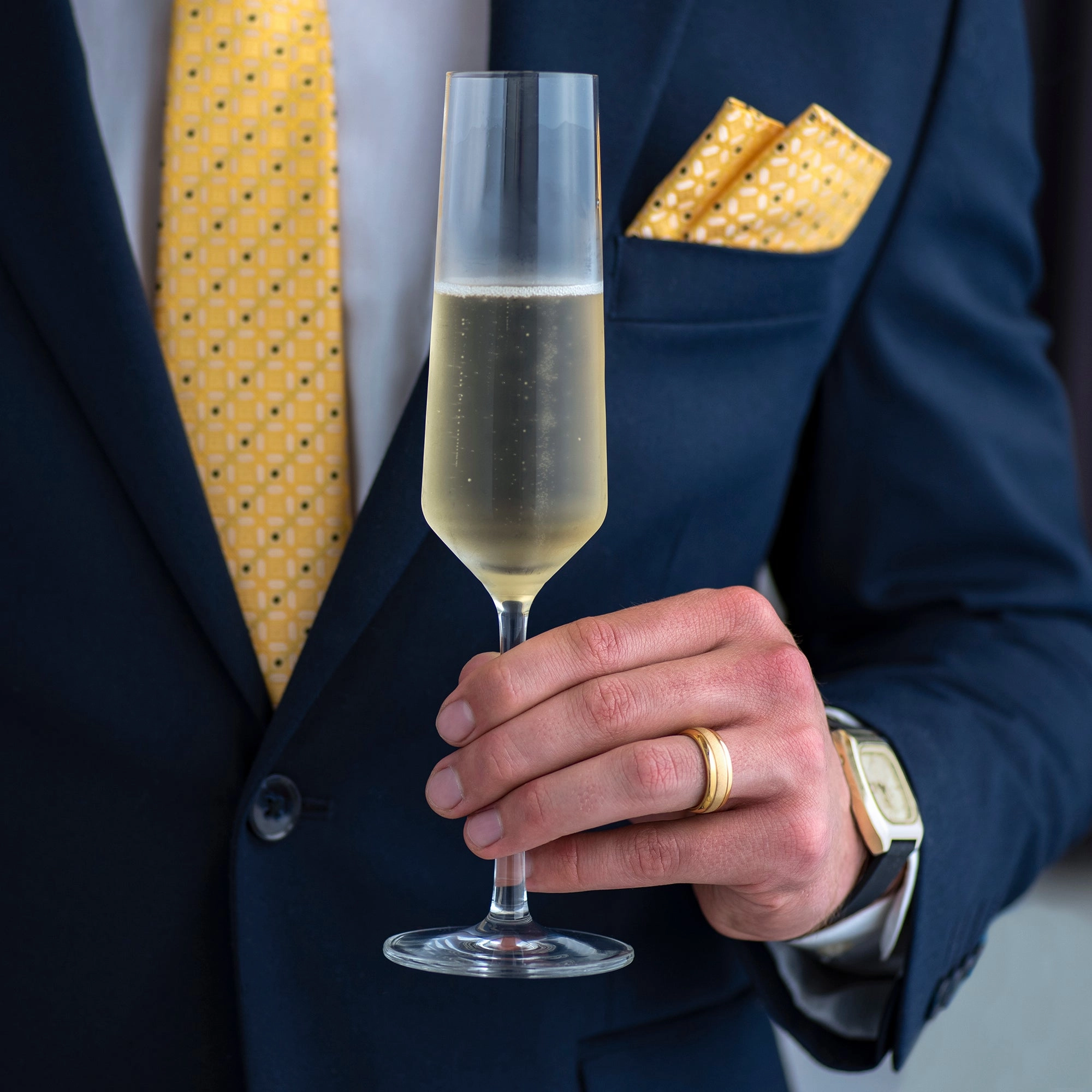 100S JEWELRY Engraved Personalized Tungsten Rings for Men Women Gold Wedding Band Sandblasted Finish Dome Edge Sizes 6-16 Hard Surface Dynamic Gift