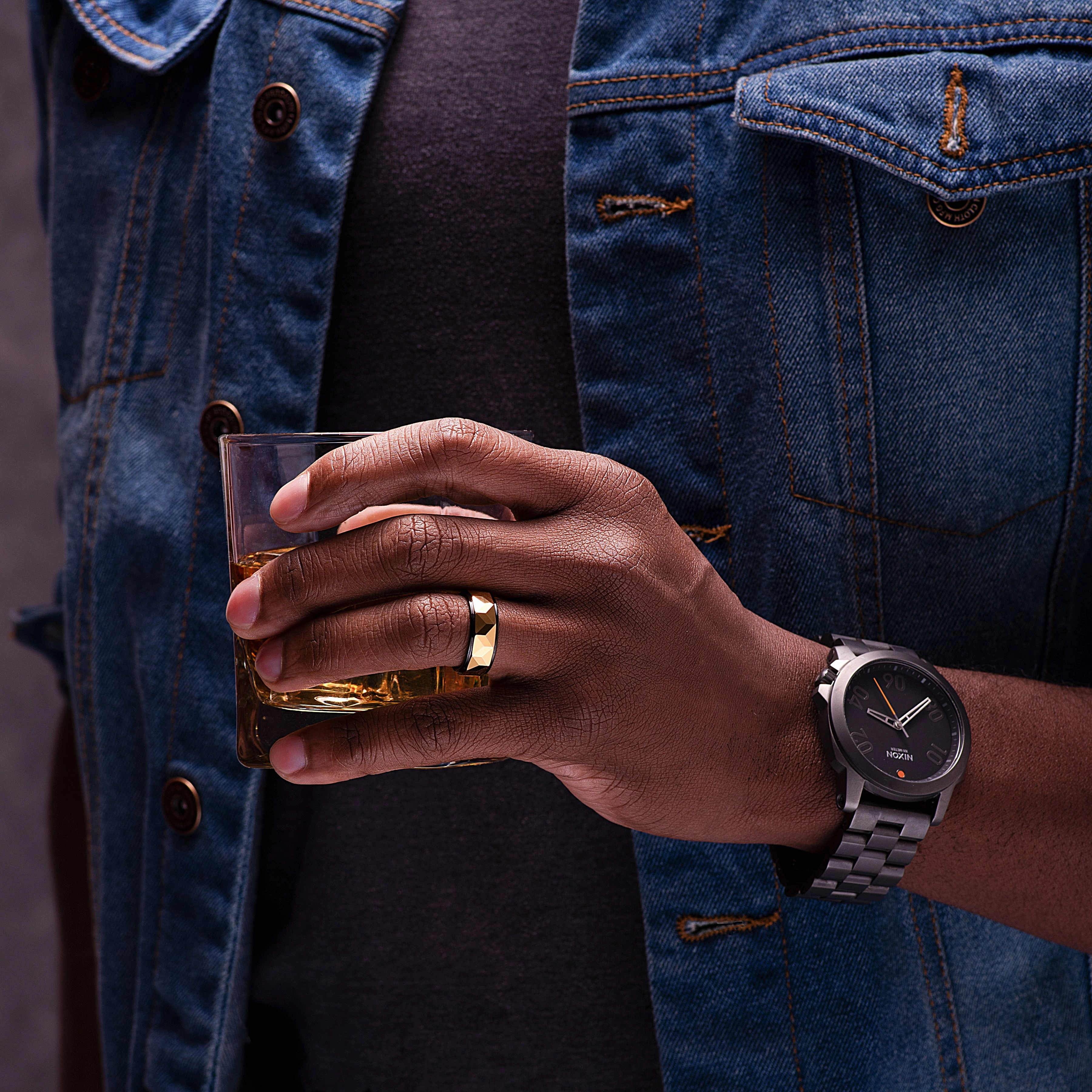 Natural Source 100S JEWELRY Personalized Engraved Faceted Tungsten Rings For Men Gold Polish Black Step Edge Sizes 6-16