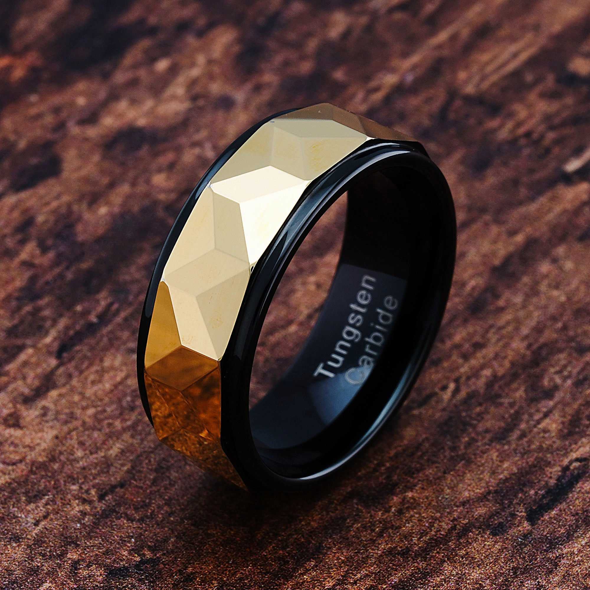 Bold Product Outdoor Look 100S JEWELRY Personalized Engraved Faceted Tungsten Rings For Men Gold Polish Black Step Edge Sizes 6-16