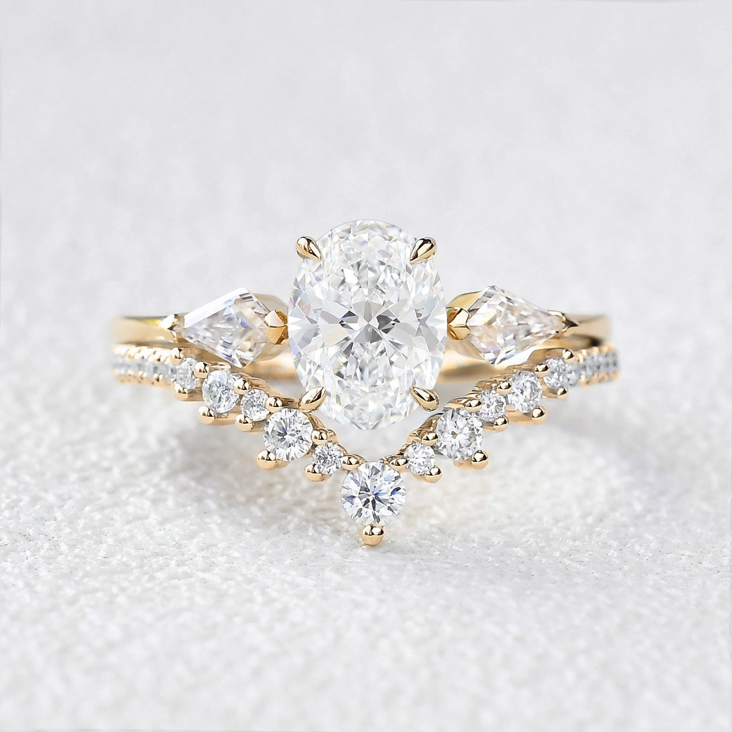 1.0-2.0 Oval Cut Lab Grown Diamond Three Stone Ring Set 2pcs Custom Accessories Night Ready