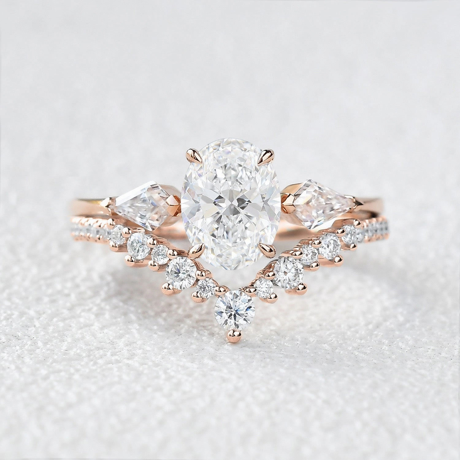 1.0-2.0 Oval Cut Lab Grown Diamond Three Stone Ring Set 2pcs Vivid Glow