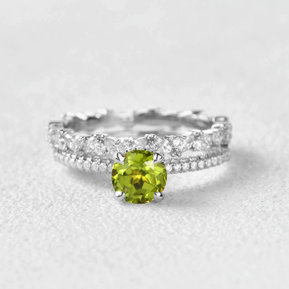 Style Upgrade 1.0ct Round Peridot Cluster Vintage Gold Ring Set 2pcs