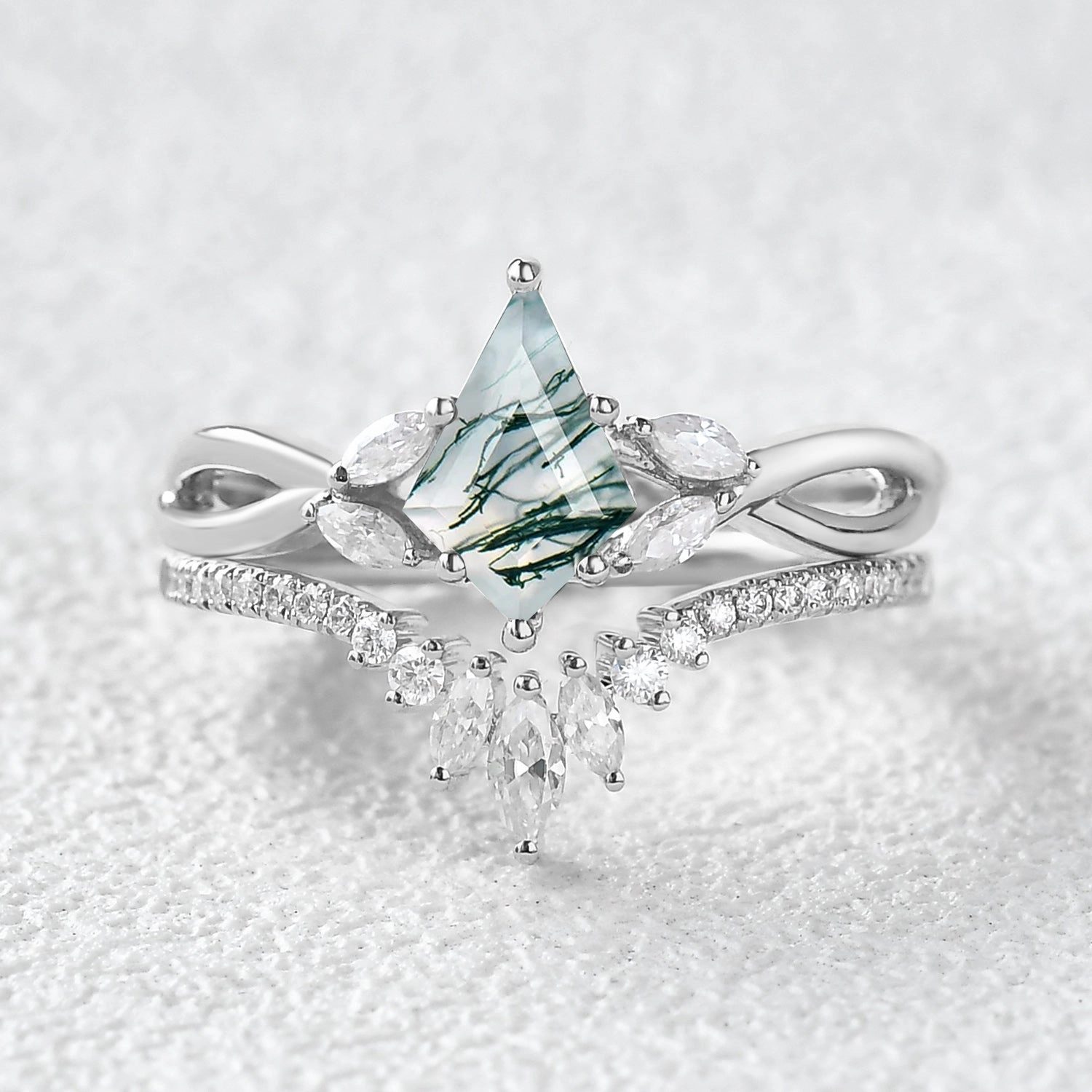 1.5ct Kite Shaped Black Moissanite Infinity Engagement Ring Sets 2pcs Mood Accent