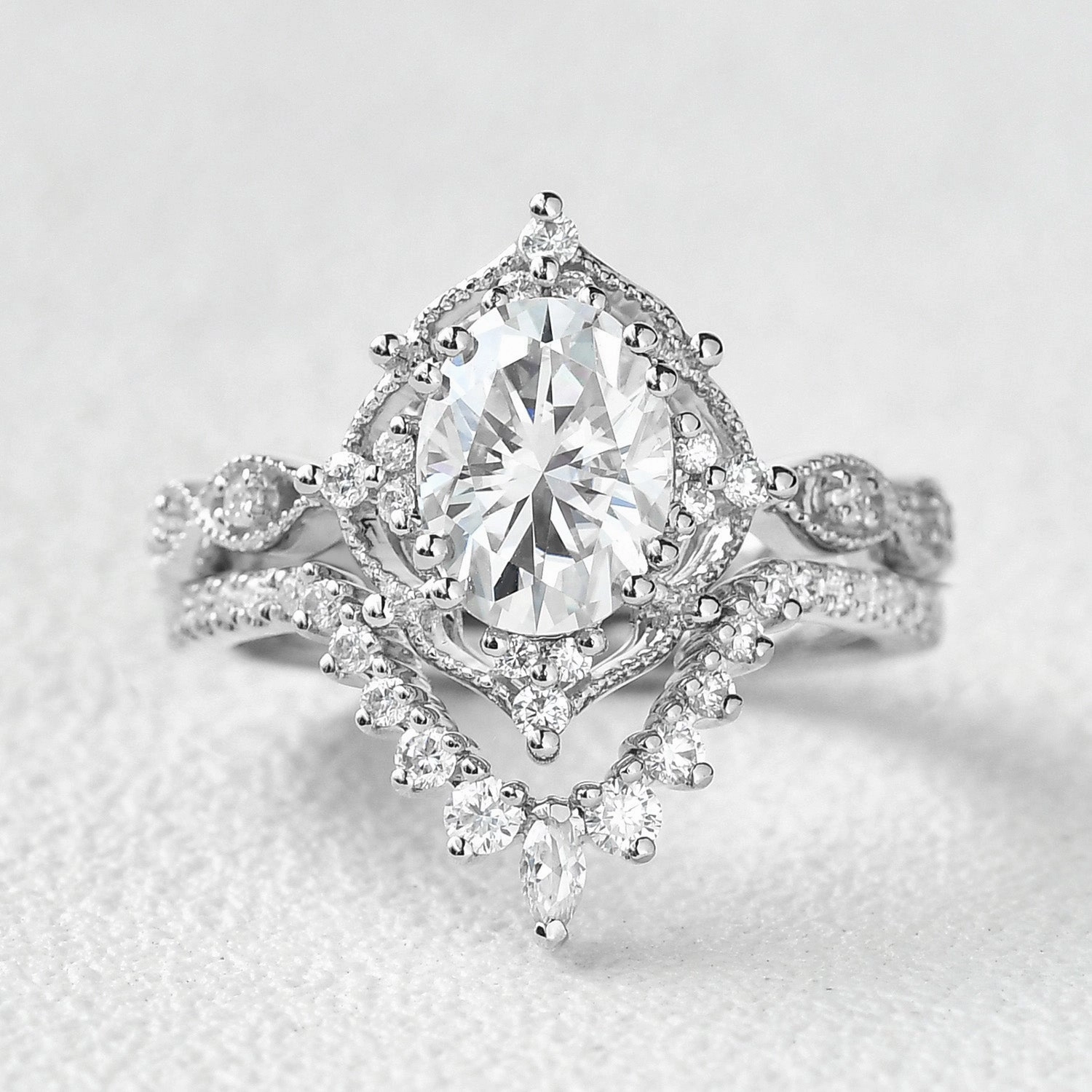 1.5ct Moissanite Vintage Inspired Chevron Ring Set 2pcs Elegant Pairing