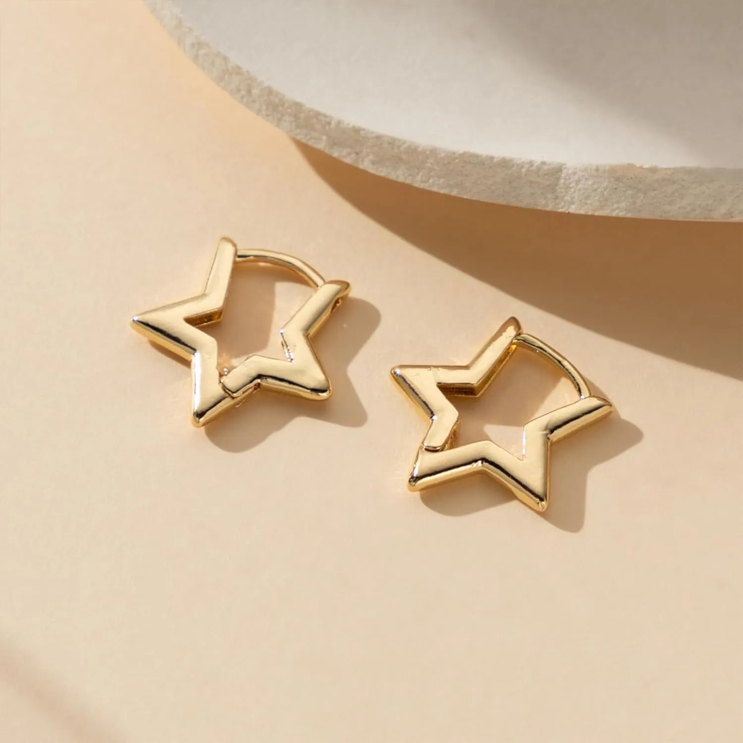 3 Pairs Silver Huggie Hoop Earrings Set Gold Huggie Earrings for Women Lightweight Hypoallergenic Heart Hoops Earrings Set Jewelry