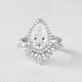 3.5ct Pear Shaped Moissanite White Gold Halo Ring Set 2pcs Bold Option
