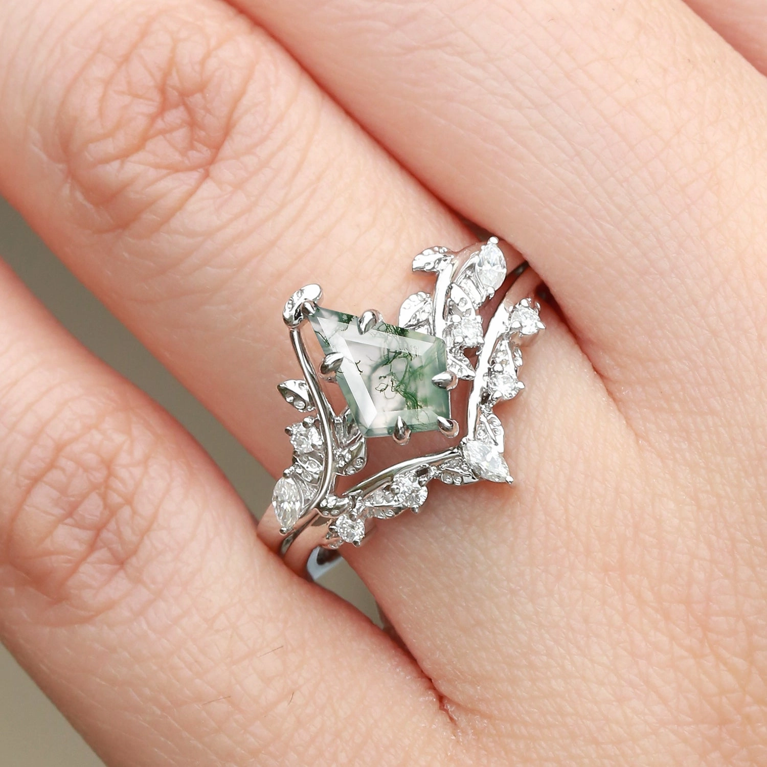 Vine Kite Cut Moss Agate Leafy Engagement Ring Sets 2pcs - Yew Graceful Charm