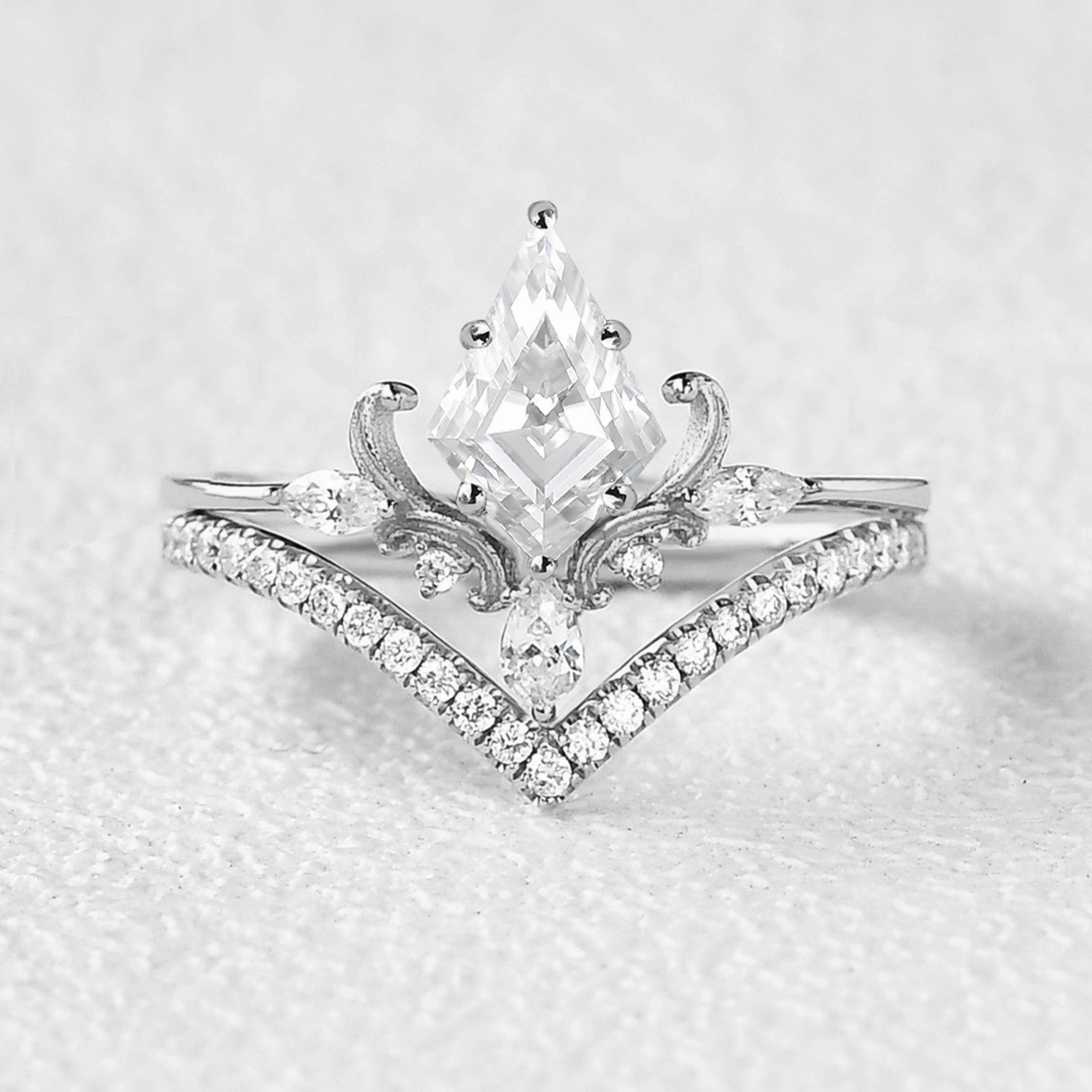 Exquisite Shine Sparkle Touch Art-Deco Antique Kite Cut Moissanite Engagement Ring Set 2pcs