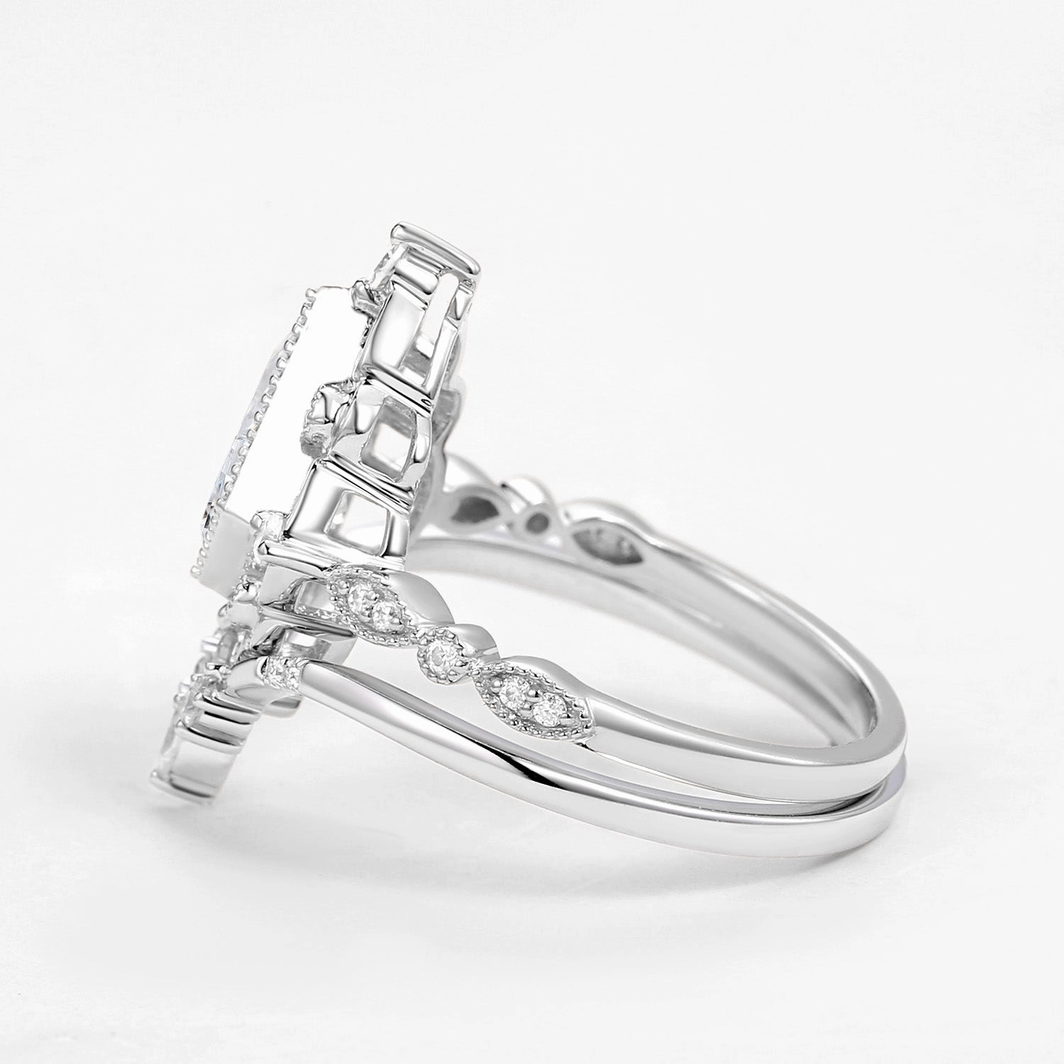 Subtle Pop Weekend Outfit Art Deco Kite Cut Moissanite Vintage Engagement Ring Set 2pcs