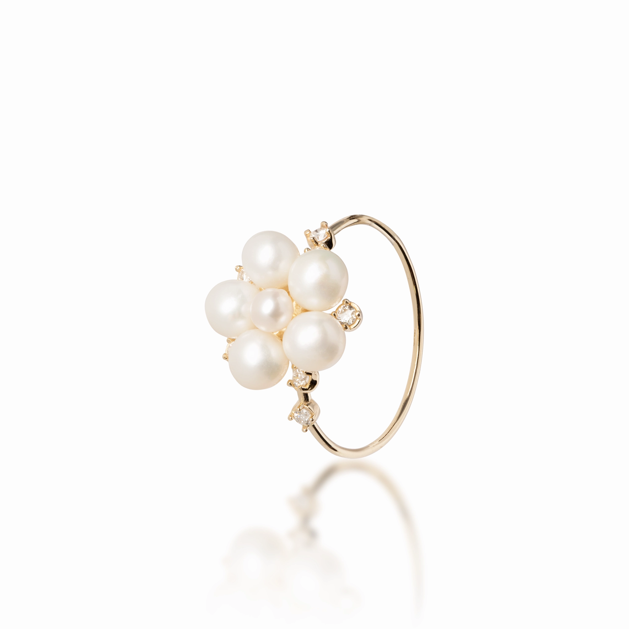Distinctive Layer Subtle Vibe Tiny Bubbles Freshwater White Pearl Ring in Gold with Diamonds