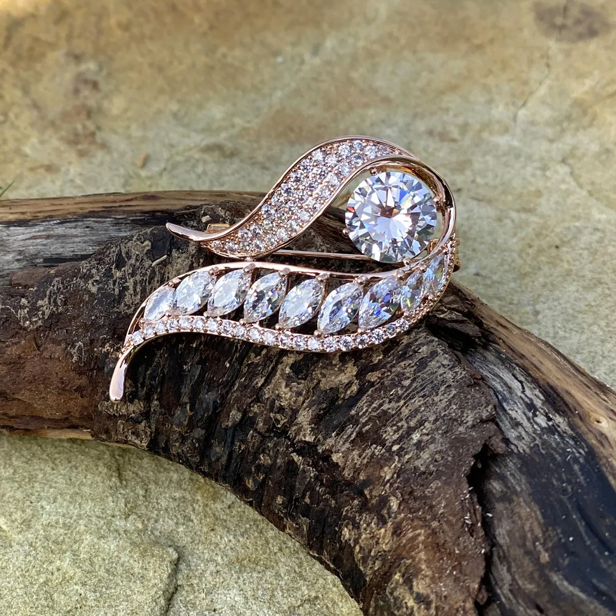 Atlantic Twist Diamante Rose Gold Brooch