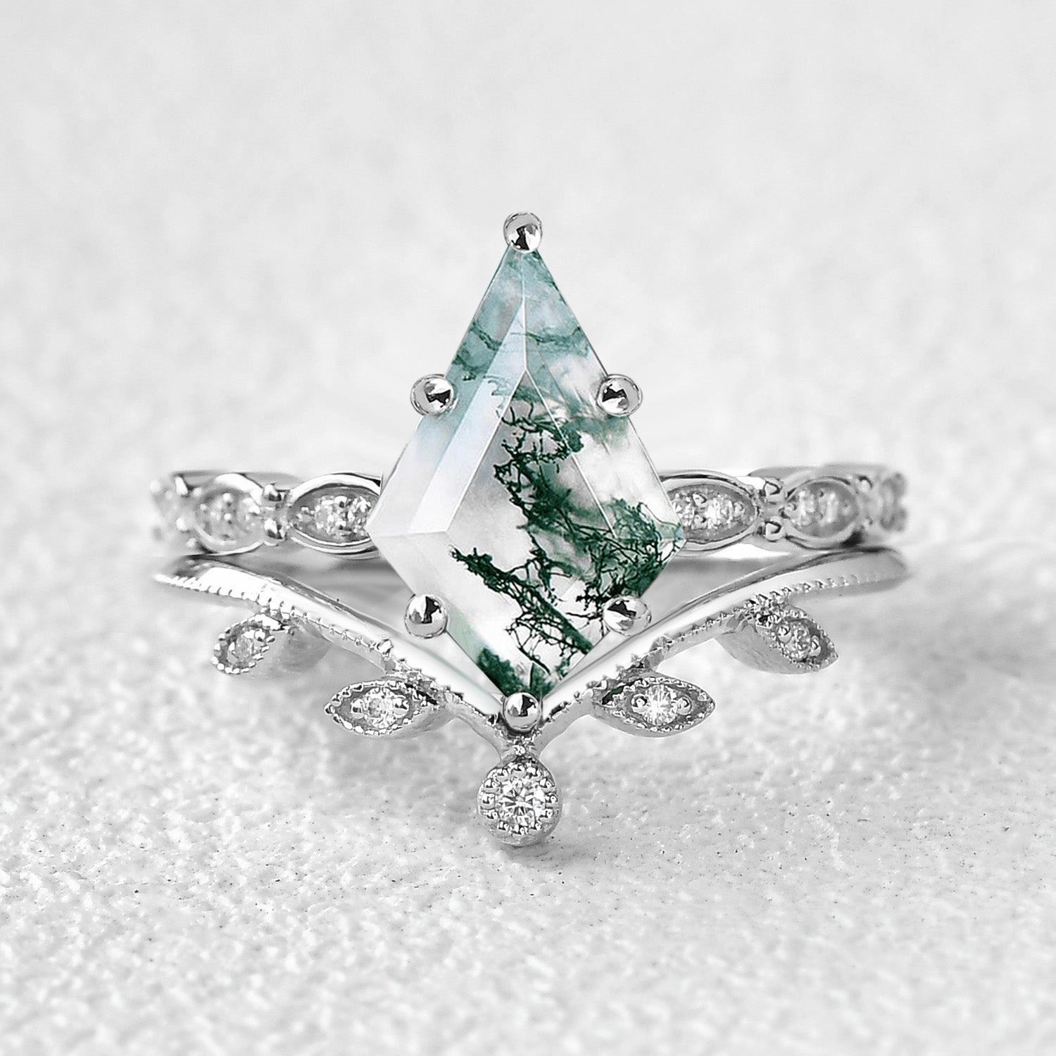 Chic Glimmer Glistening Look Kite Cut Moss Agate White Gold Leafy Engagement Ring Set 2pcs