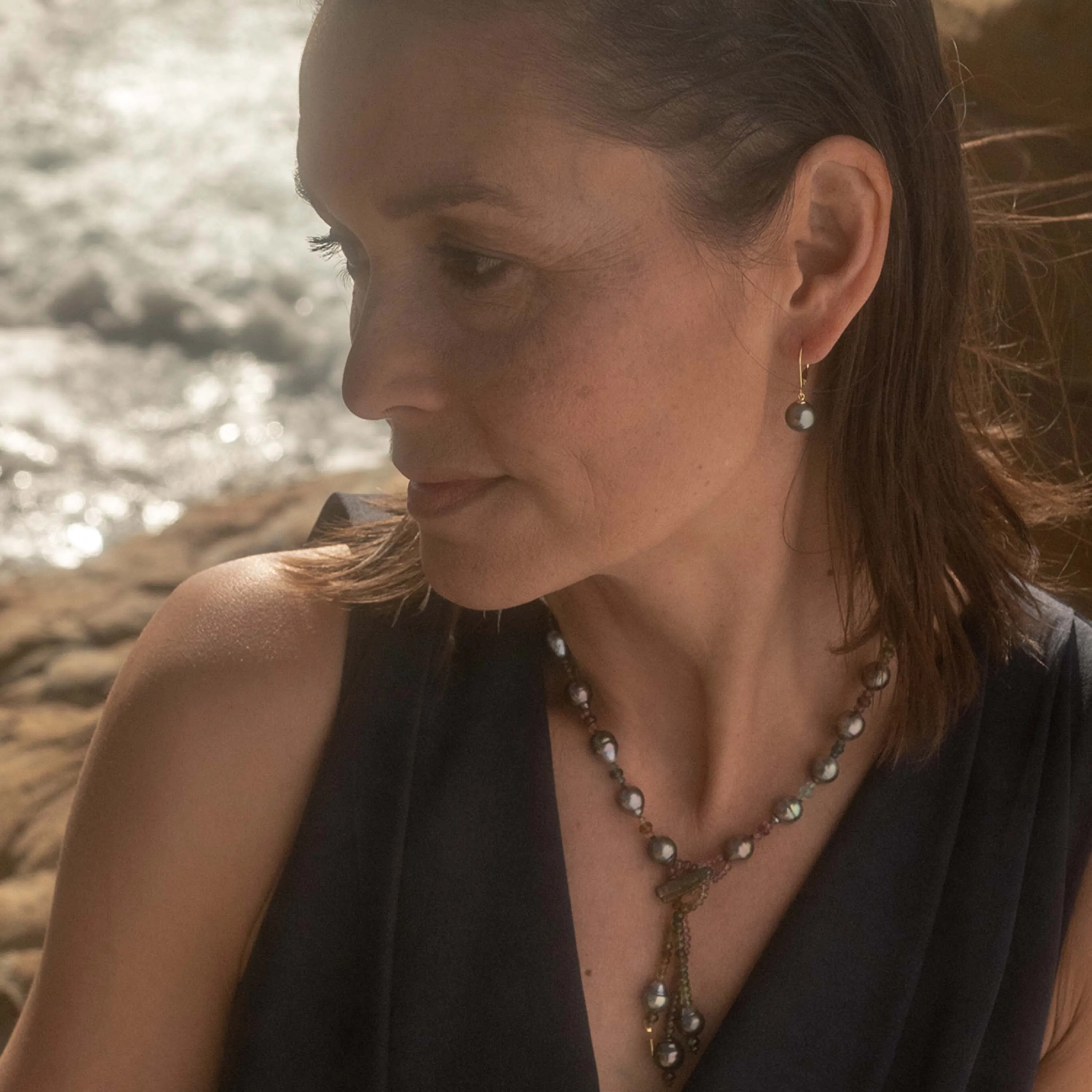 Black Tahitian Pearl 'Tsarina' Gold-Drop Earring