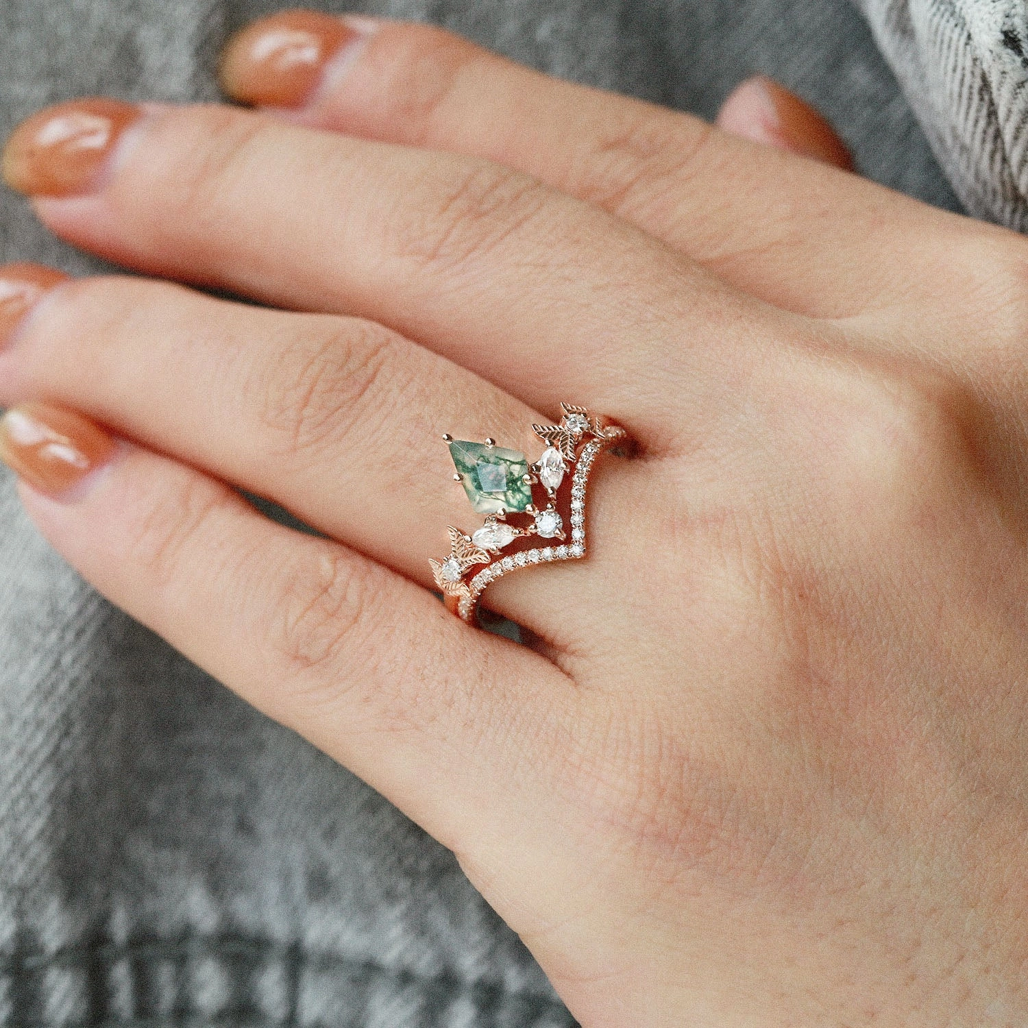 Black Gold Kite Cut Moss Agate Leafy Art-Deco Engagement Ring Set 2pcs Versatile Piece