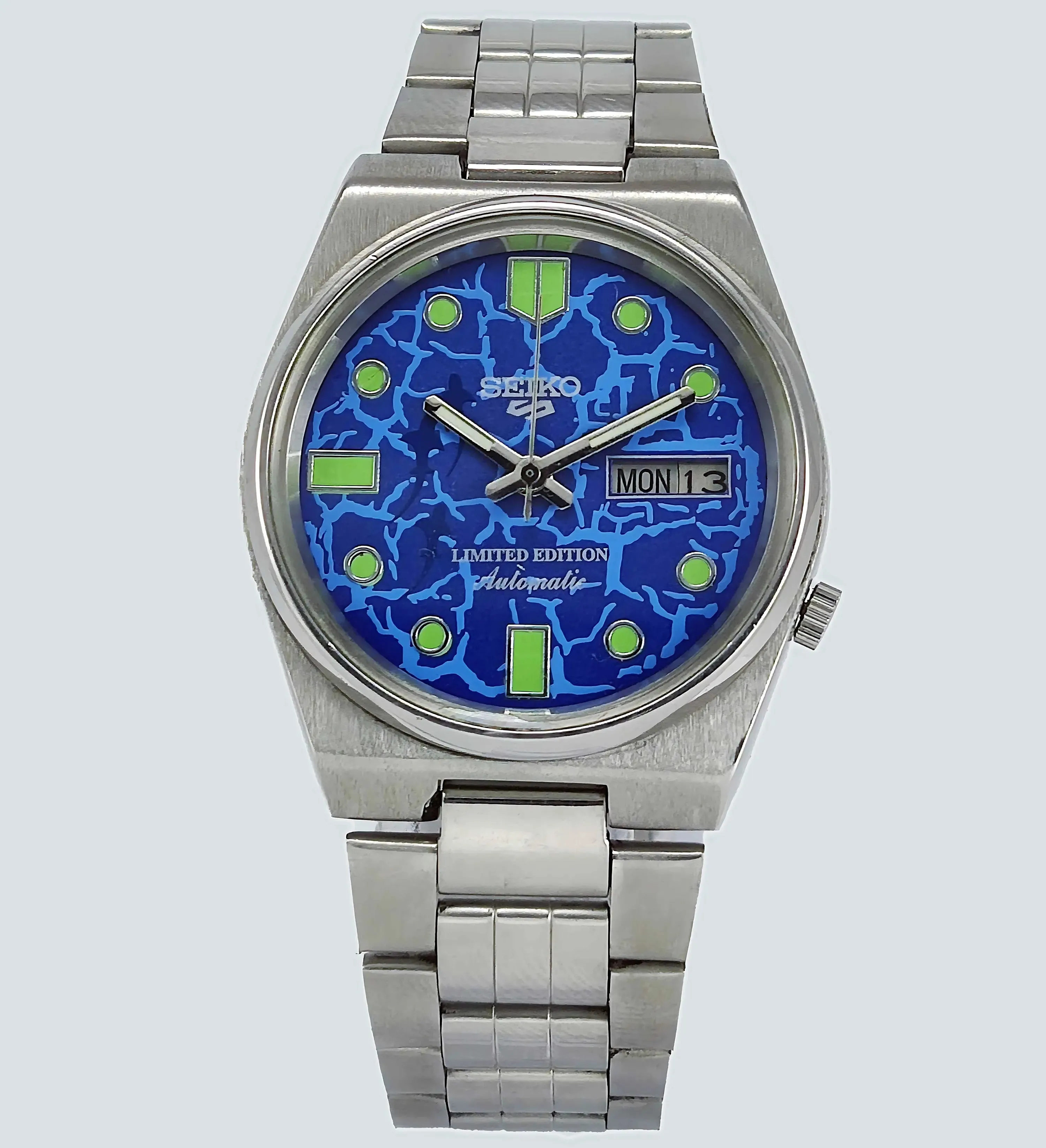 Blue Seiko 5 Automatic-7009A Analog 17 Jewels Analog Day Date Men's Mechanical Watch