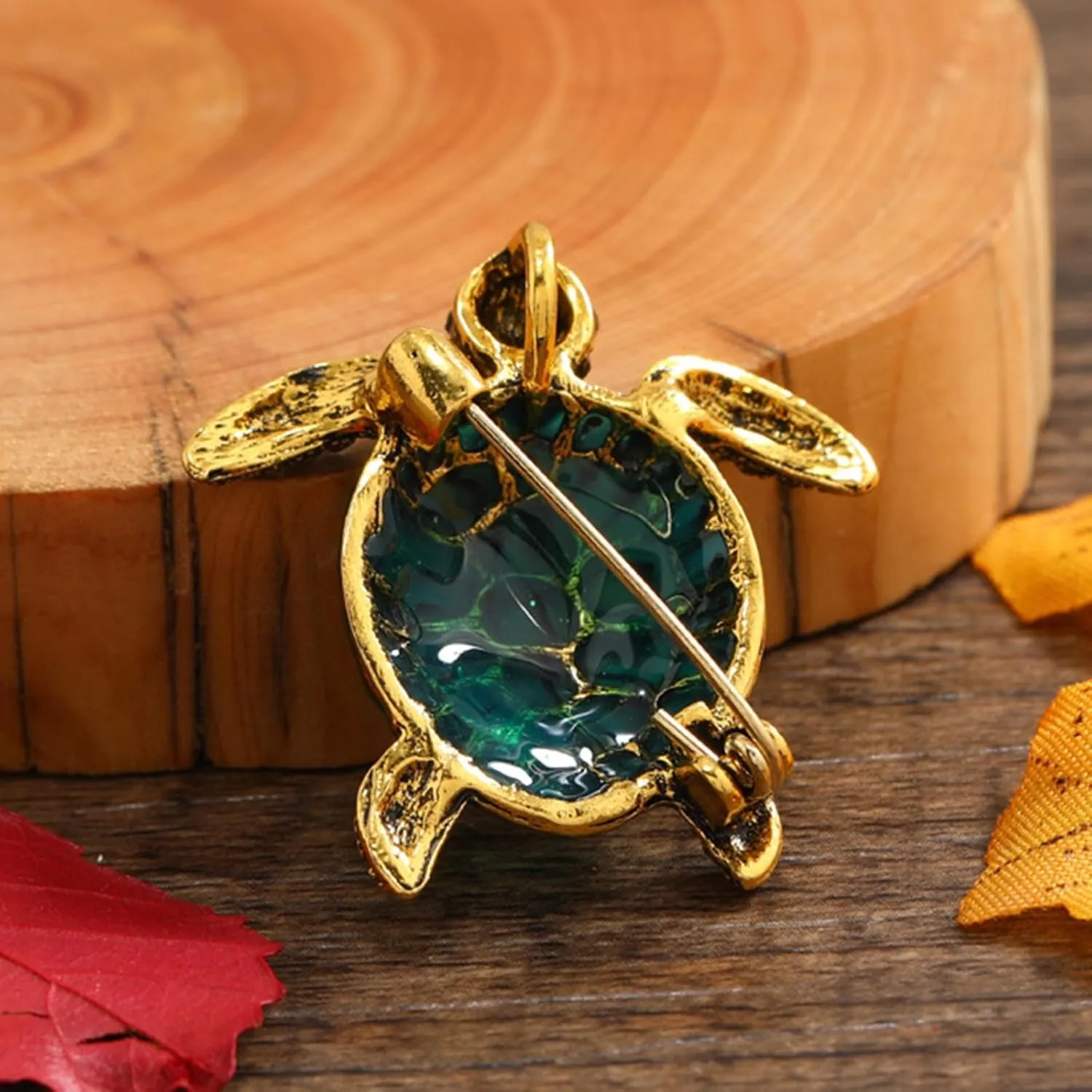 Bohemia Rhinestone Turtle Brooch Pin Crystal Turtle Tortoise Enamel Brooch Diamond CZ Turtle Animal Safty Pin Cute Sea Turtle Corsage Pin Clothing Decor Badges Jewelry for Women