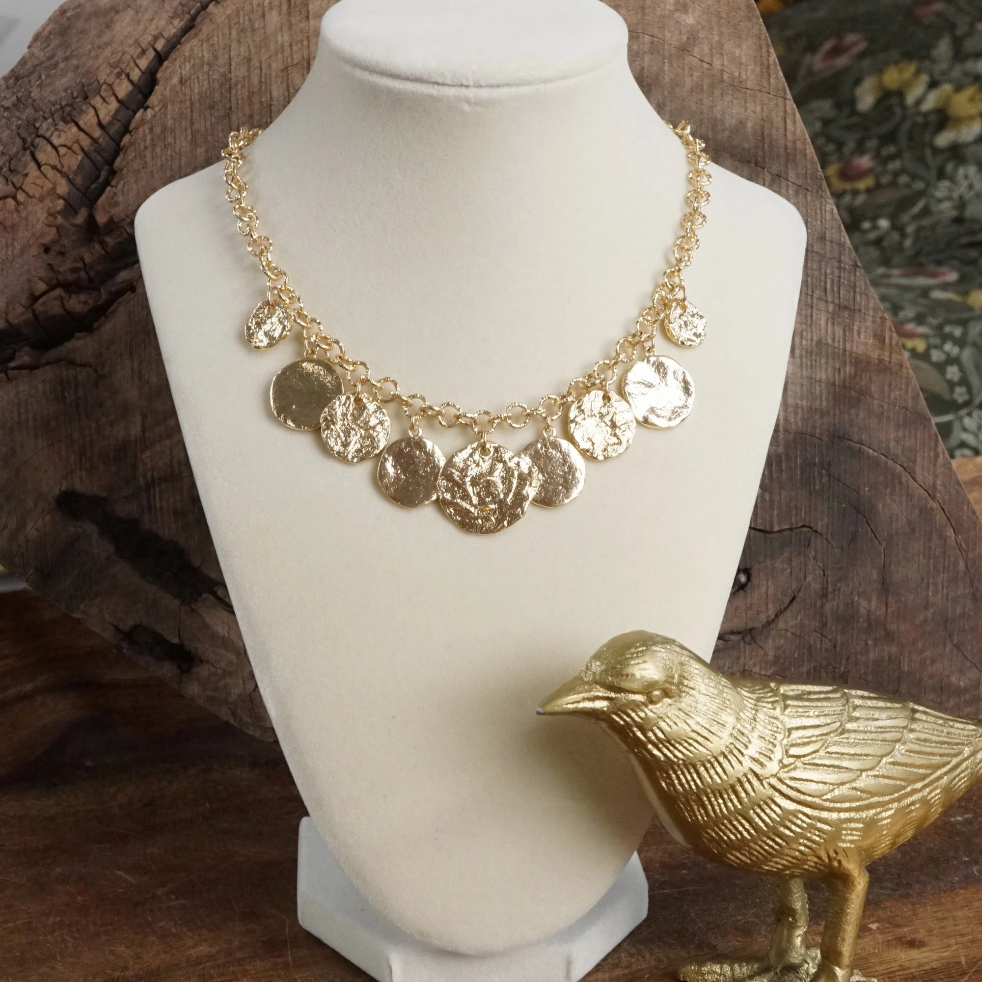 Textured Coins Statement Necklace ?C Gold Tone High-Quality Gift simple design