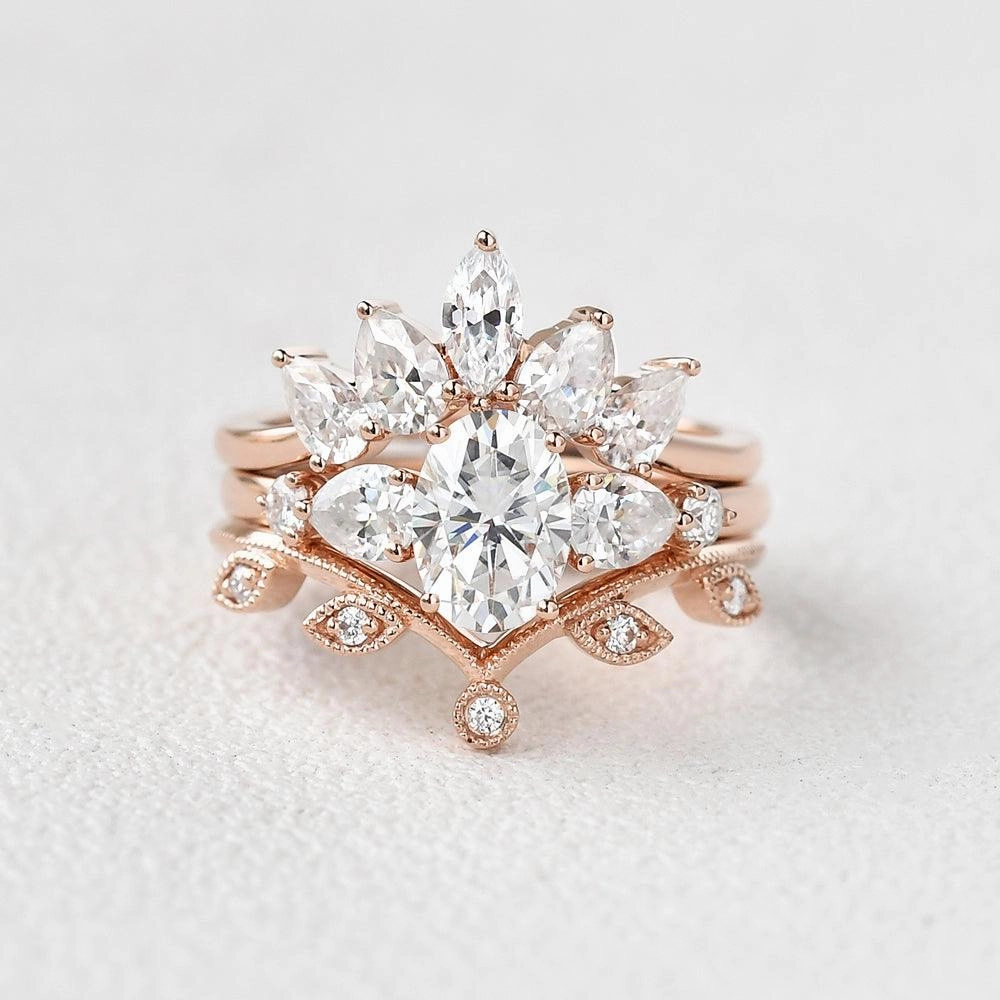 Artisan Detail 1.0ct Oval Moissanite Three-stone Leafy Ring Set 3pcs