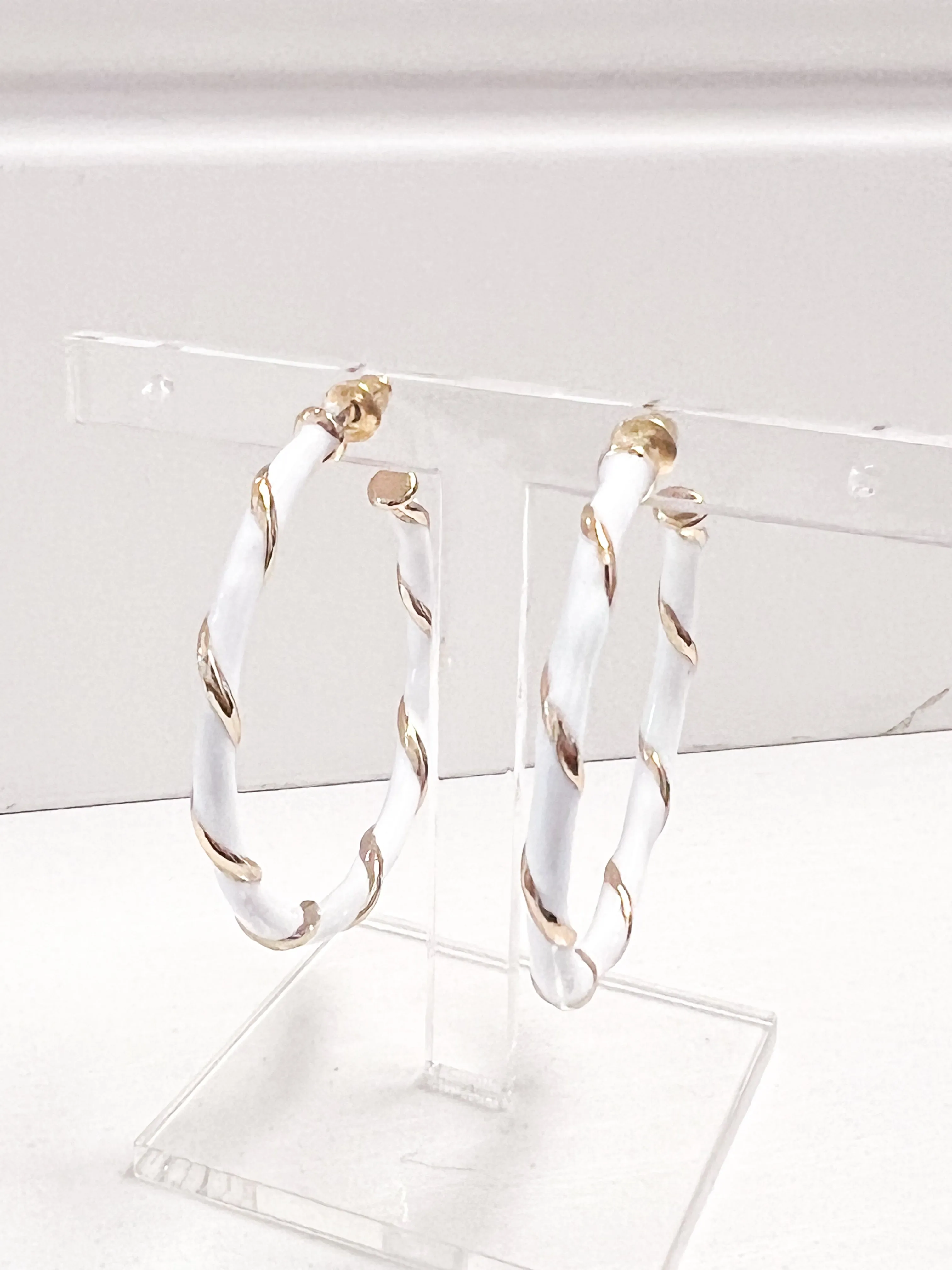 Brynn - Gold & Enamel Hoop Earrings (White)