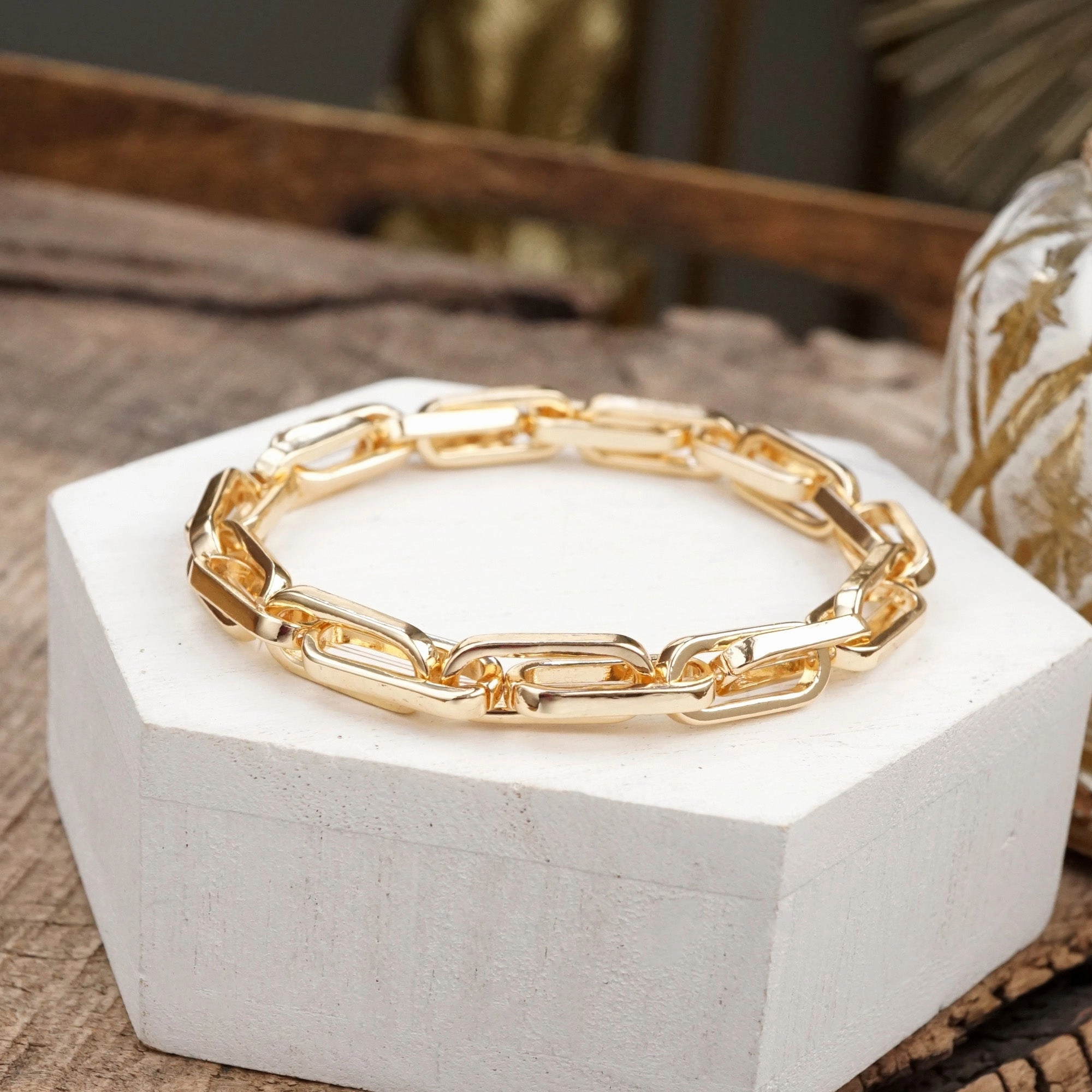 Reasonable Buy Perennial Favorite Chain Reaction ?C Chunky Stretchy Paperclip Bracelet in Silver or Gold Tone