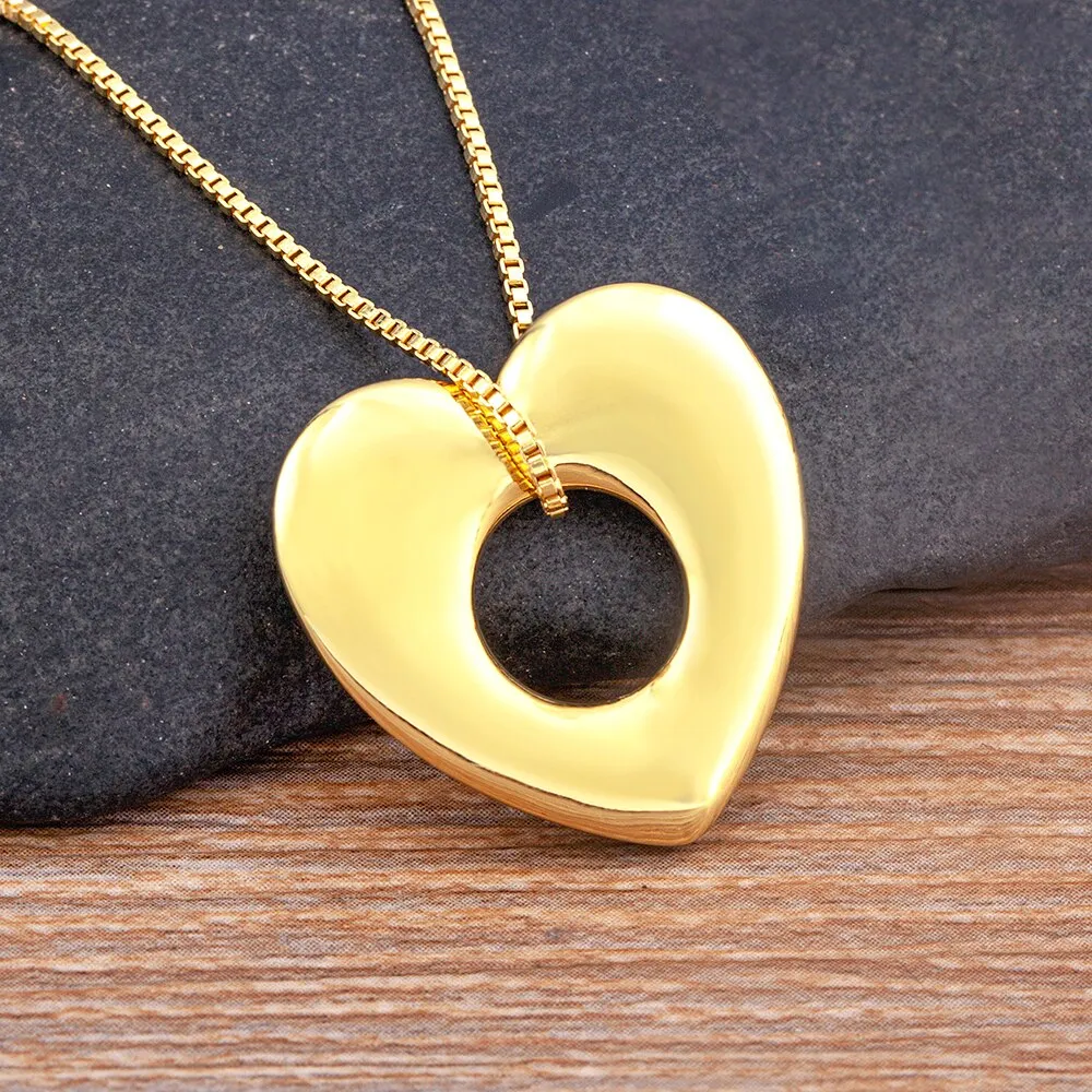 Charm Heart-Shaped Hollow Pendant Gold Plated Necklace Women