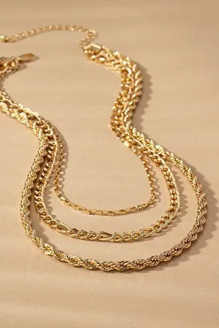 CHUNKY MIXED CHAIN NECKLACE