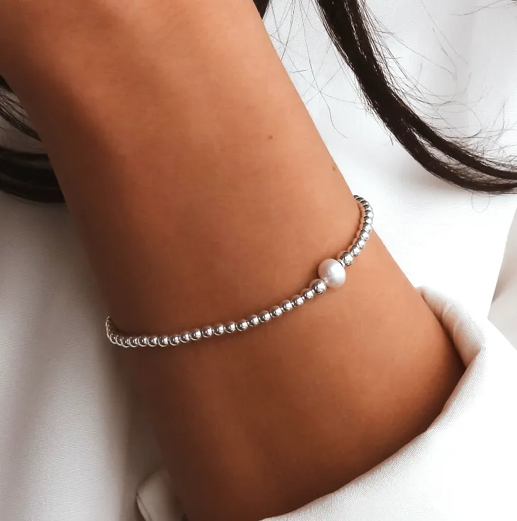 Classic White Pearl Bracelet
