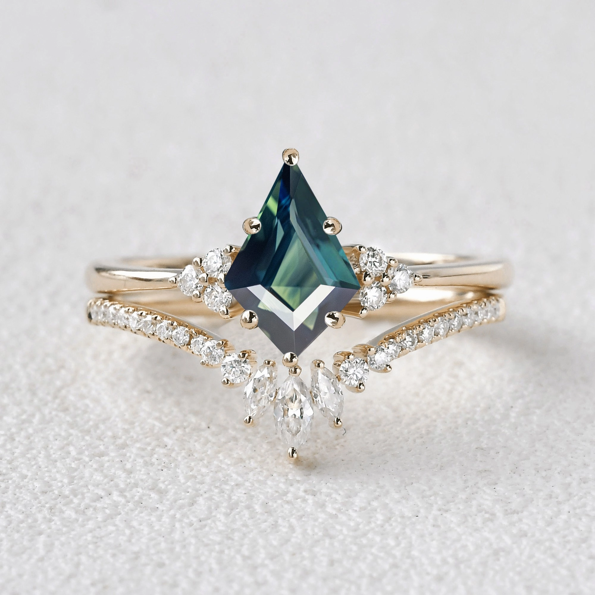 Luxury Glow Classic Engagement - Unique Teal Sapphire Engagement Ring Set 2pcs - Lydia