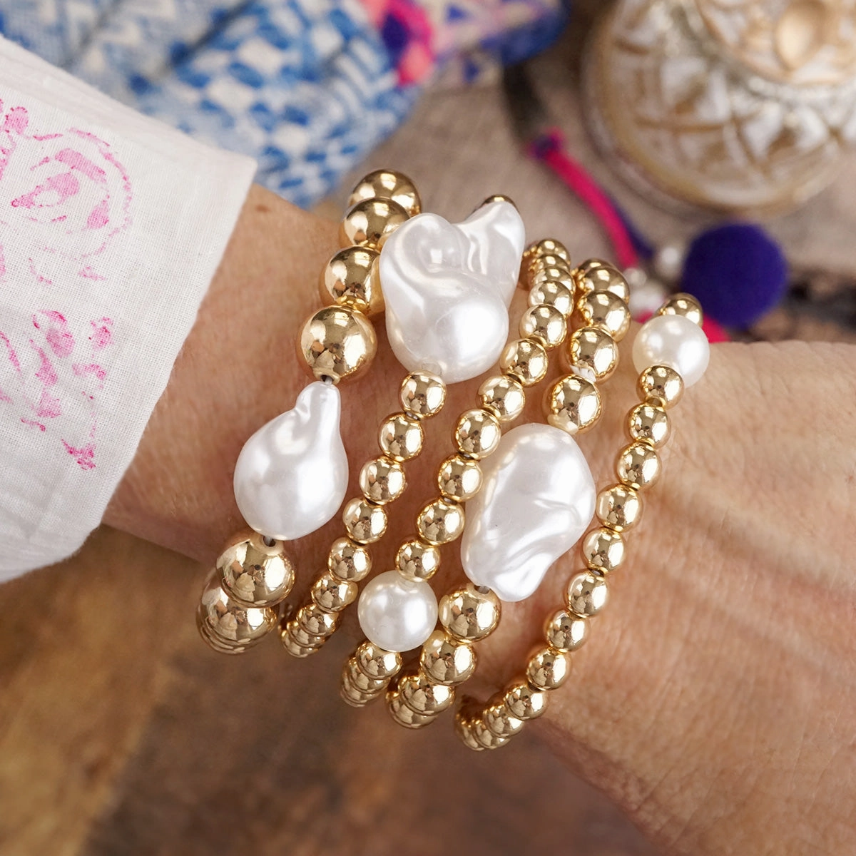 Golden Glow ?C Set of 5 Pearl and Gold Bead Statement Bracelets Sailor??s Choice