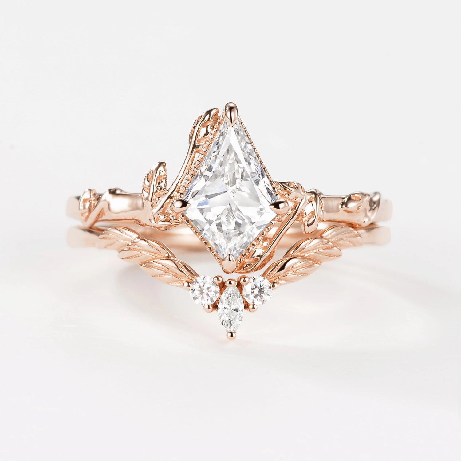 Lab Grown Diamond Leafy Inspired Engagement Ring Sets 2pcs Classic Look Fashionable Accent