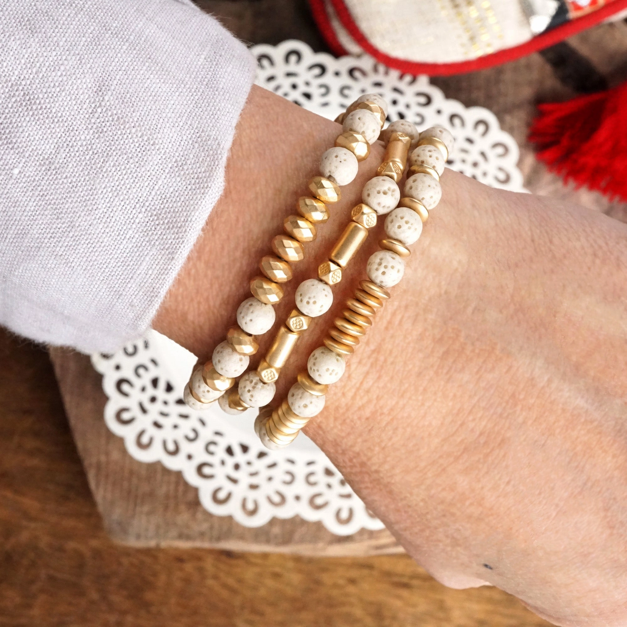 Lava and Golden Matte Beads Bracelet Sets in Colorful Purple Olive Green Ivory Common Sight Innovative Style