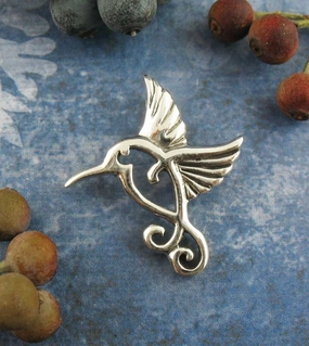 Elegant Piece Curly-Tailed Hummingbird Pendant