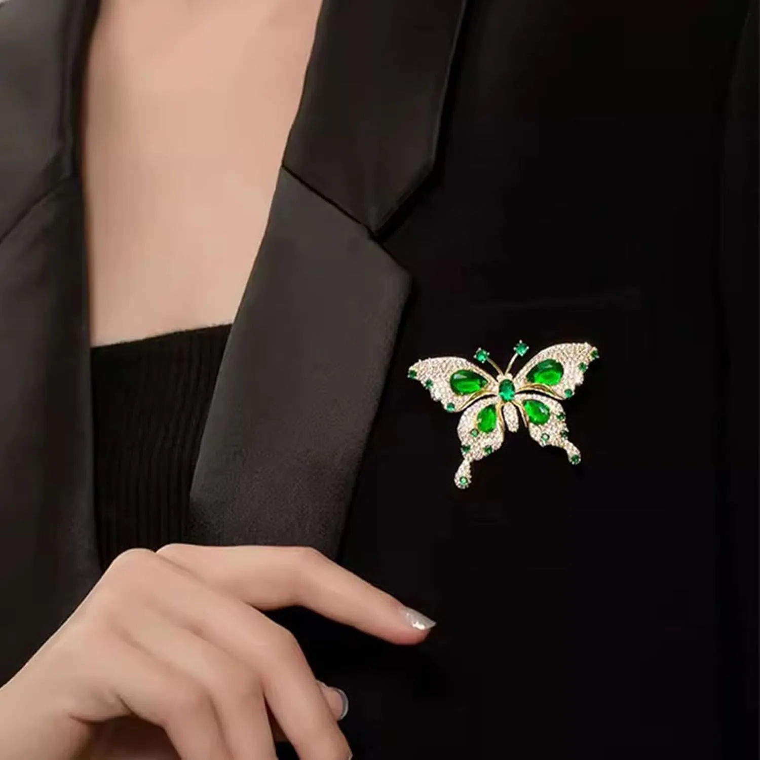 Cute Rhinestone Butterfly Brooch Pin Double Crystal Butterflies Brooch Diamond Cz Butterflies Insect Lapel Pin Scarf Shawl Bouquet Corsage Clothing Accessories for Women