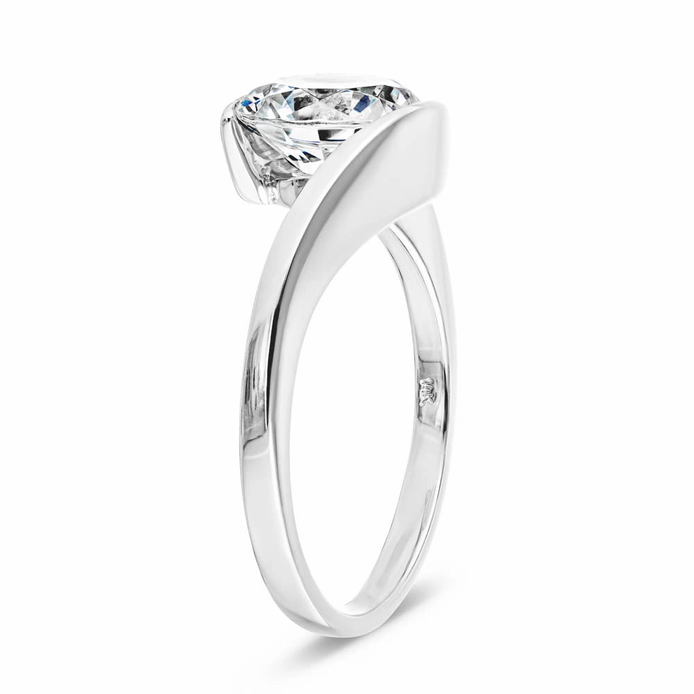 Daci Round Lab Grown Diamond Tension Style Solitaire Engagement Ring sophisticated appearance Seasonal Favorite