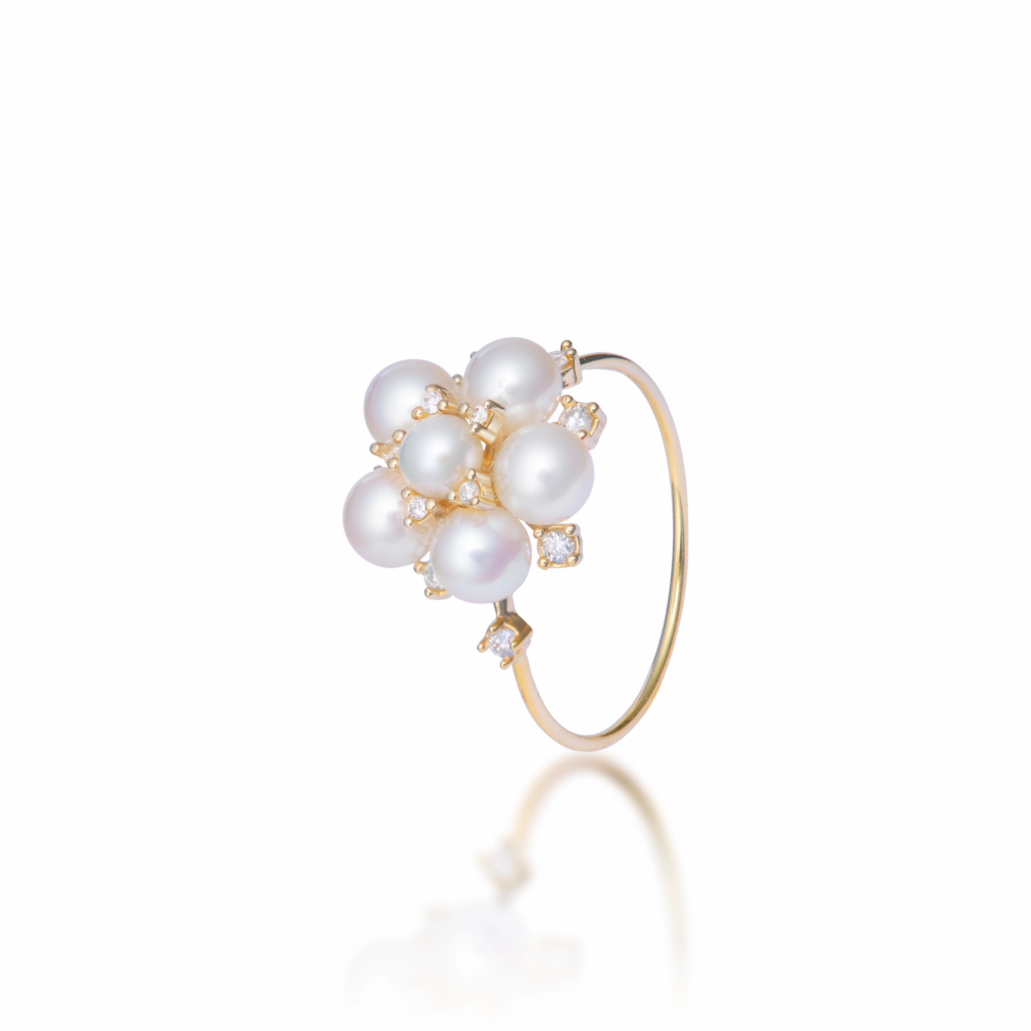 Glam Edge Tiny Bubbles Freshwater White Pearl Ring in Gold with Diamonds