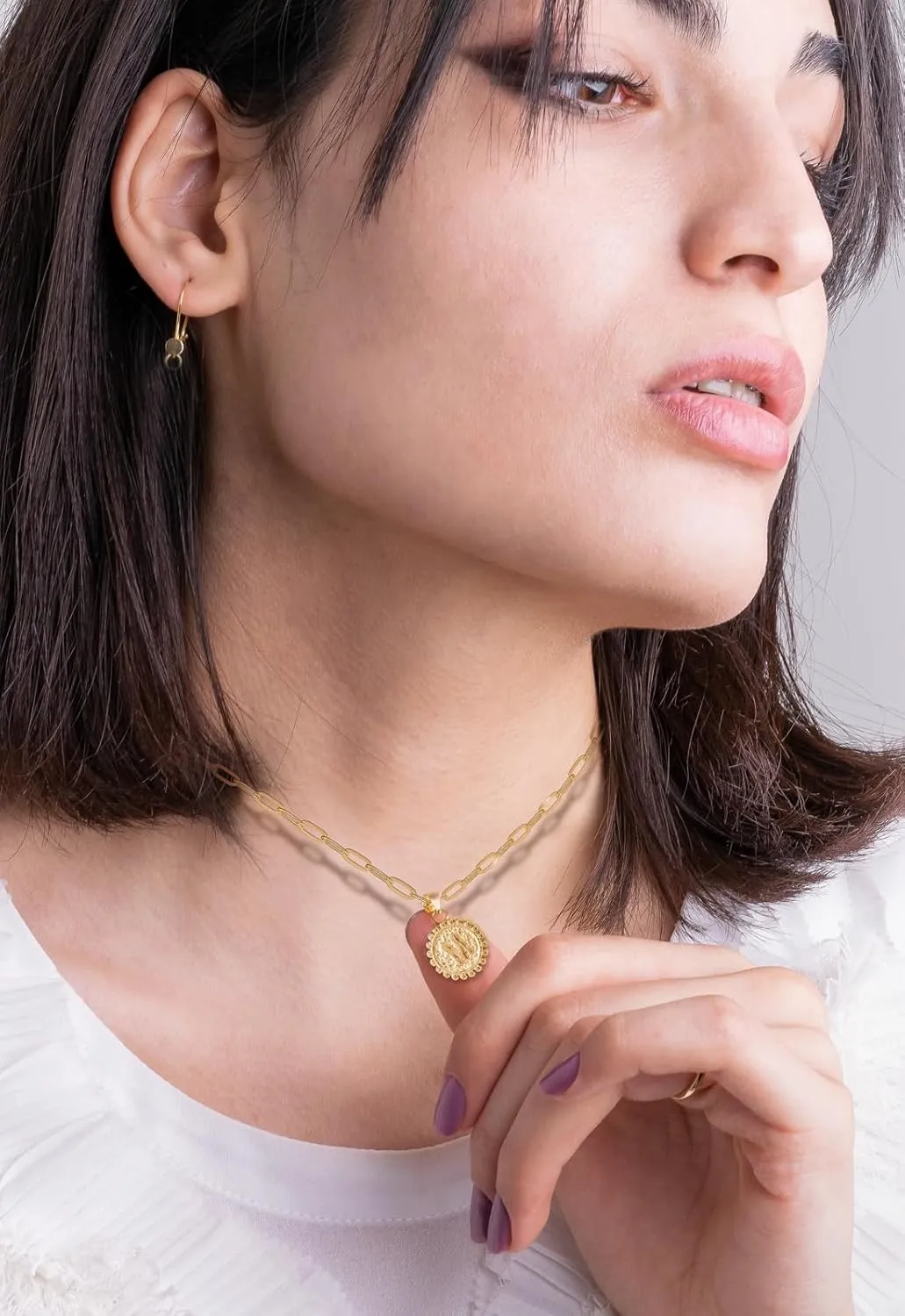 Dainty Gold Layered Initial Necklaces for Women, Adjustable Layering Choker Necklaces Set Multilayer Disc Pendant Paperlip Chain Necklaces Long Layered Necklace for Women