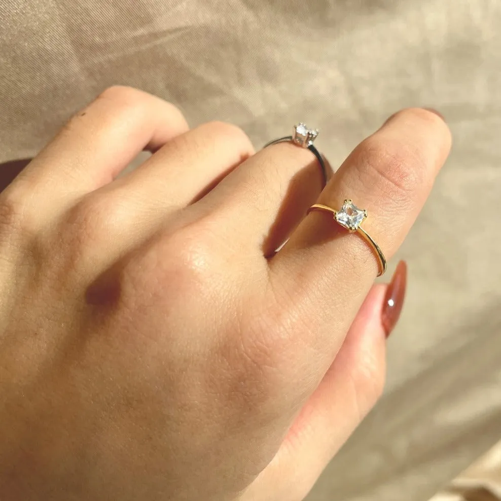 Dainty Square Princess Cut Solitaire Promise Ring - Gold