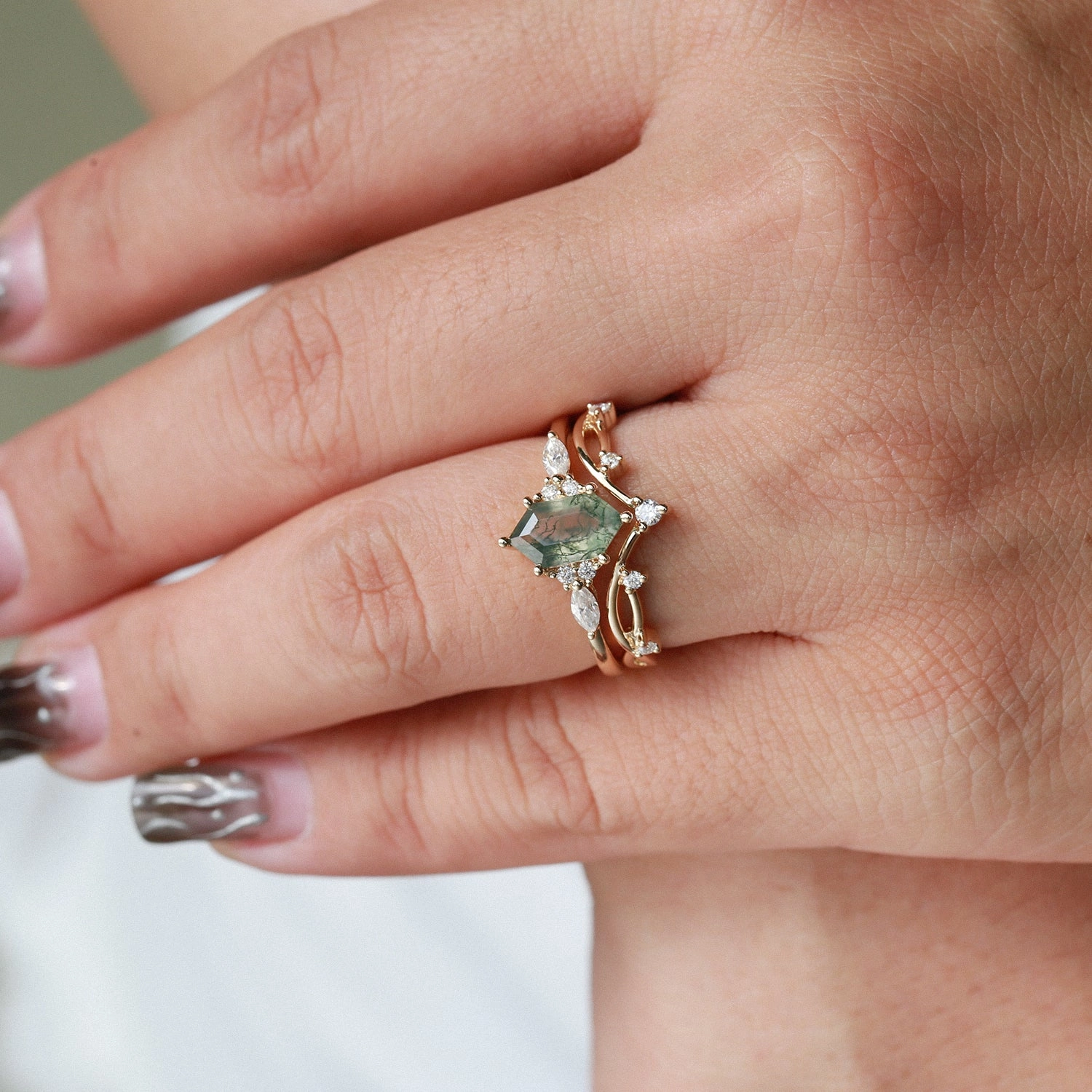 Spring Mood Moss Agate Elongated Hexagon Engagement Ring Set 2pcs - Ona
