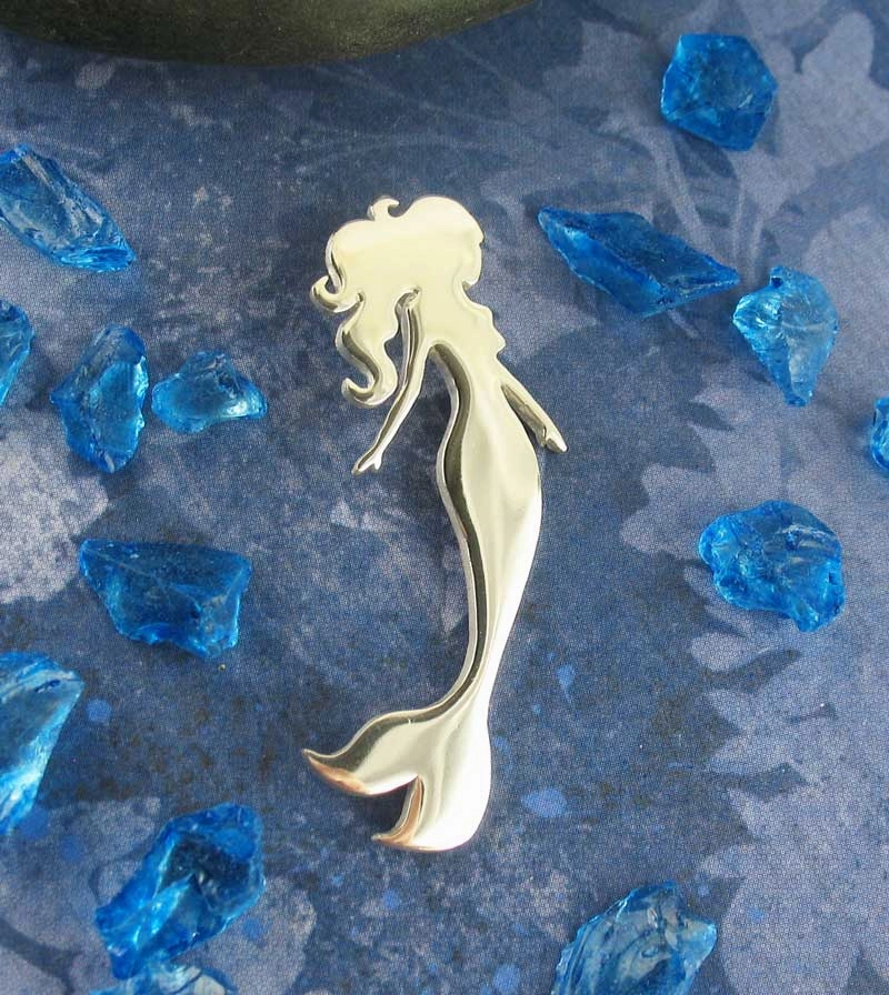 Graceful Look Daydreaming Mermaid Pendant, Handmade