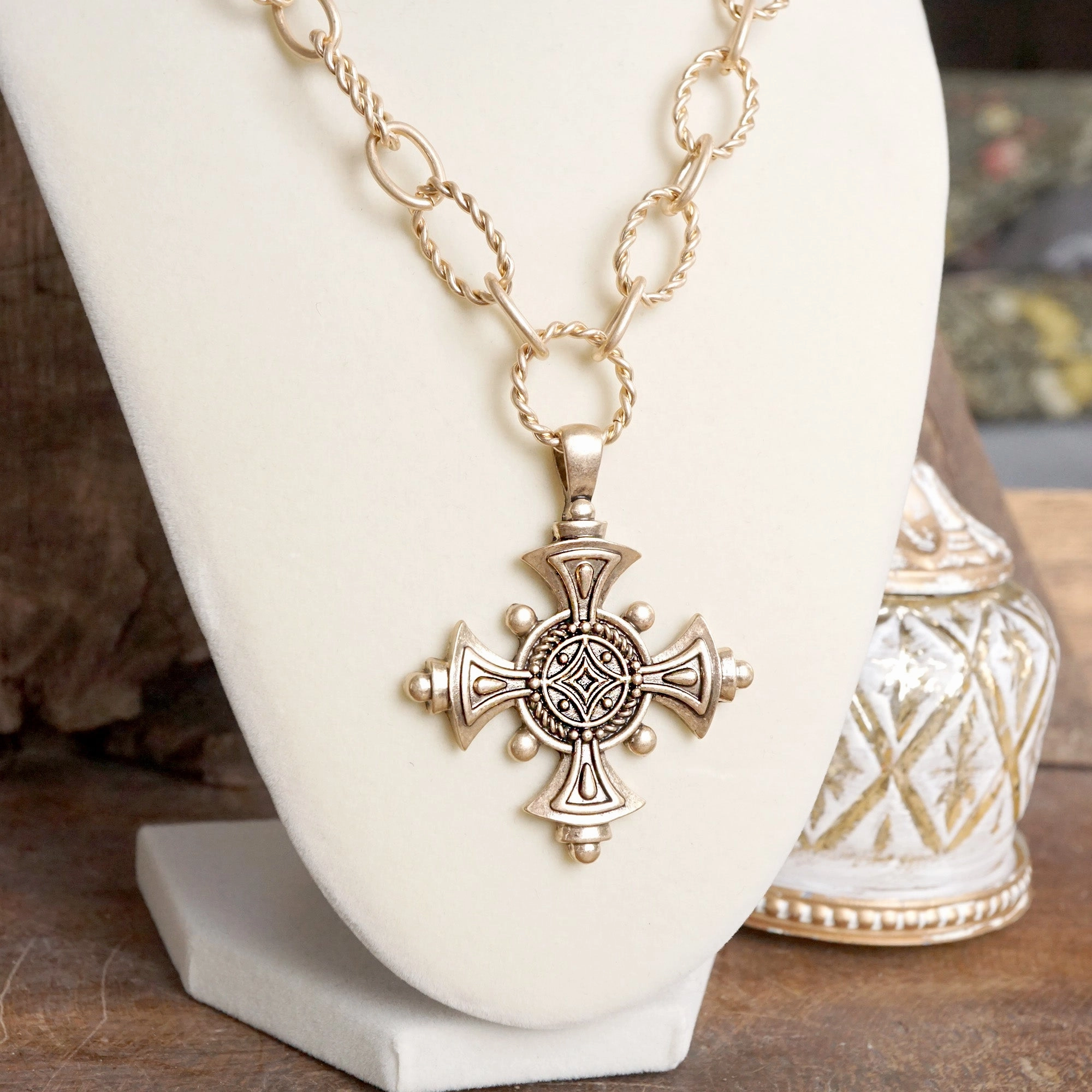 Solo Adornment Value Style Decorative Cross Statement Necklace ?C Worn Gold Tone