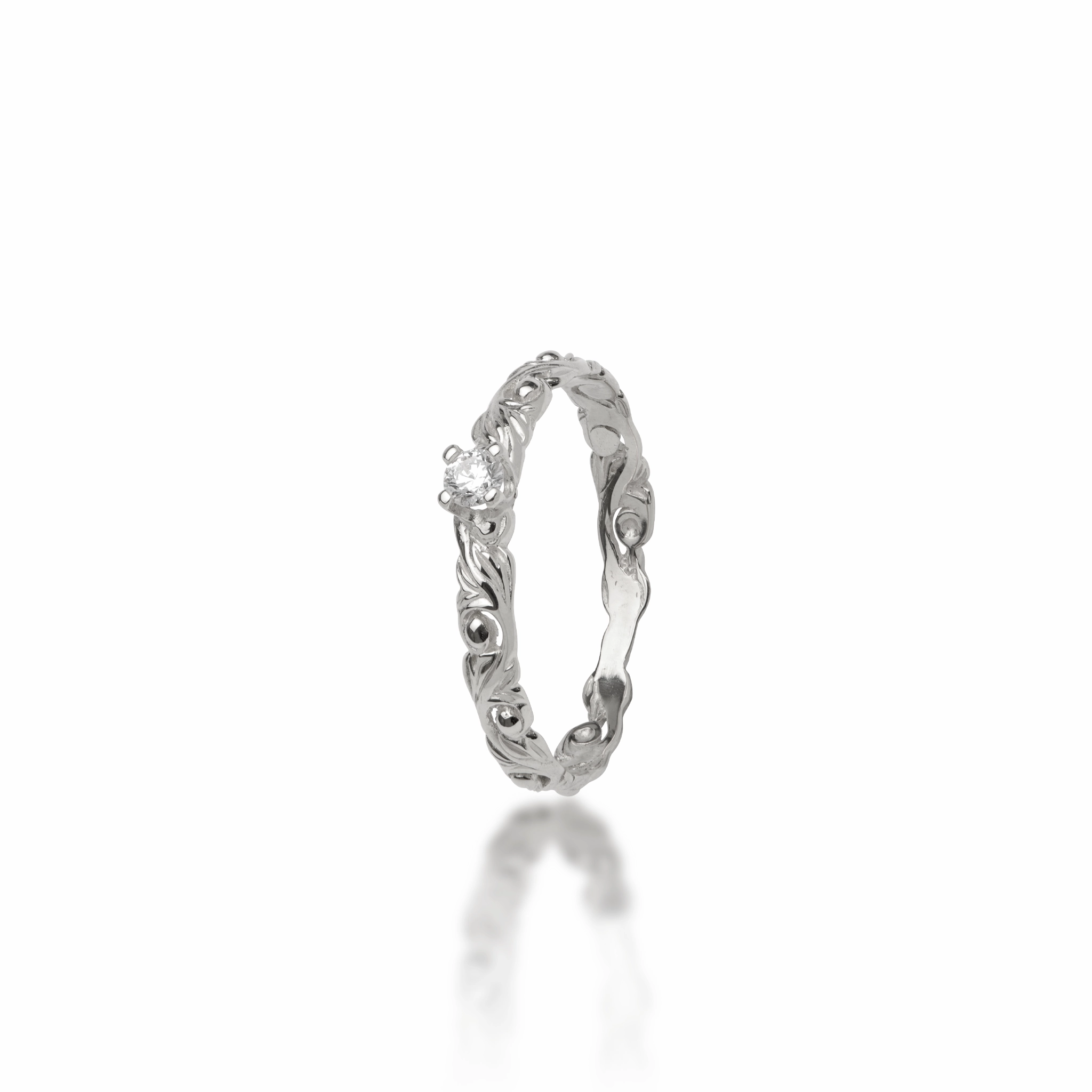Living Heirloom Ring in White Gold with Diamonds - 3mm Evening Look