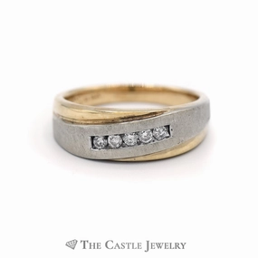 Minimal Geometry Understated Elegance Men??s Fancy .25cttw Diamond Band in Yellow & White Gold