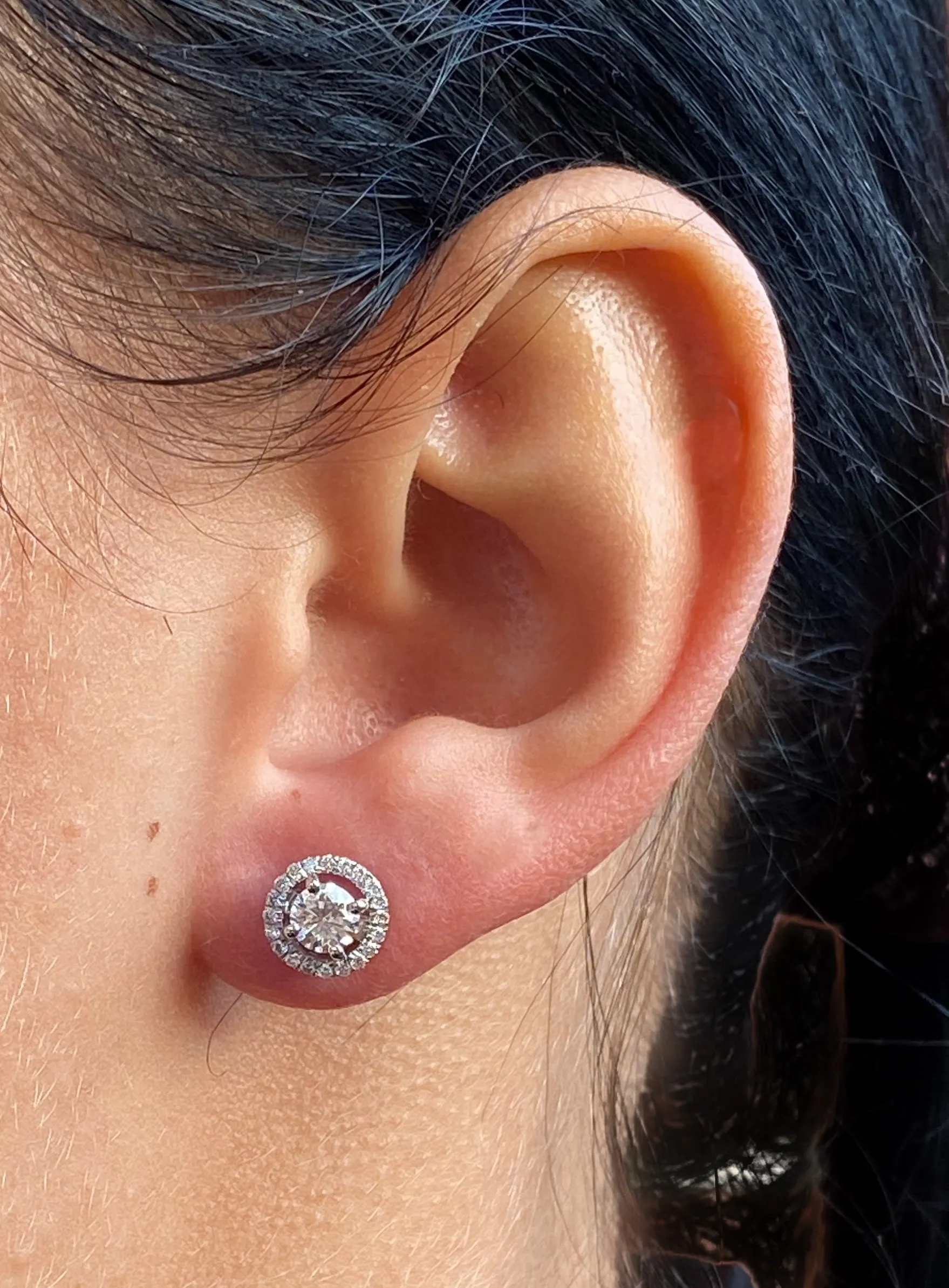 Diamond Cluster Stud Earrings 18ct white gold 1.03ct