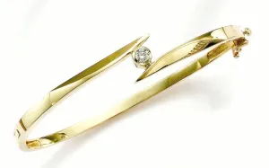 Diamond Solitaire Stackable Bracelet with Bezel Setting and Modern Design