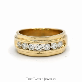 Best Seller 1cttw Channel Set Round 7 Diamond Men's Band in 10k Yellow Gold