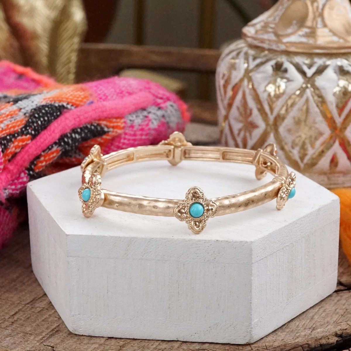 Unrestricted Blend Sun-Kissed Shine ?C Medallion Stretchy Bangle with Pearl or Turquoise