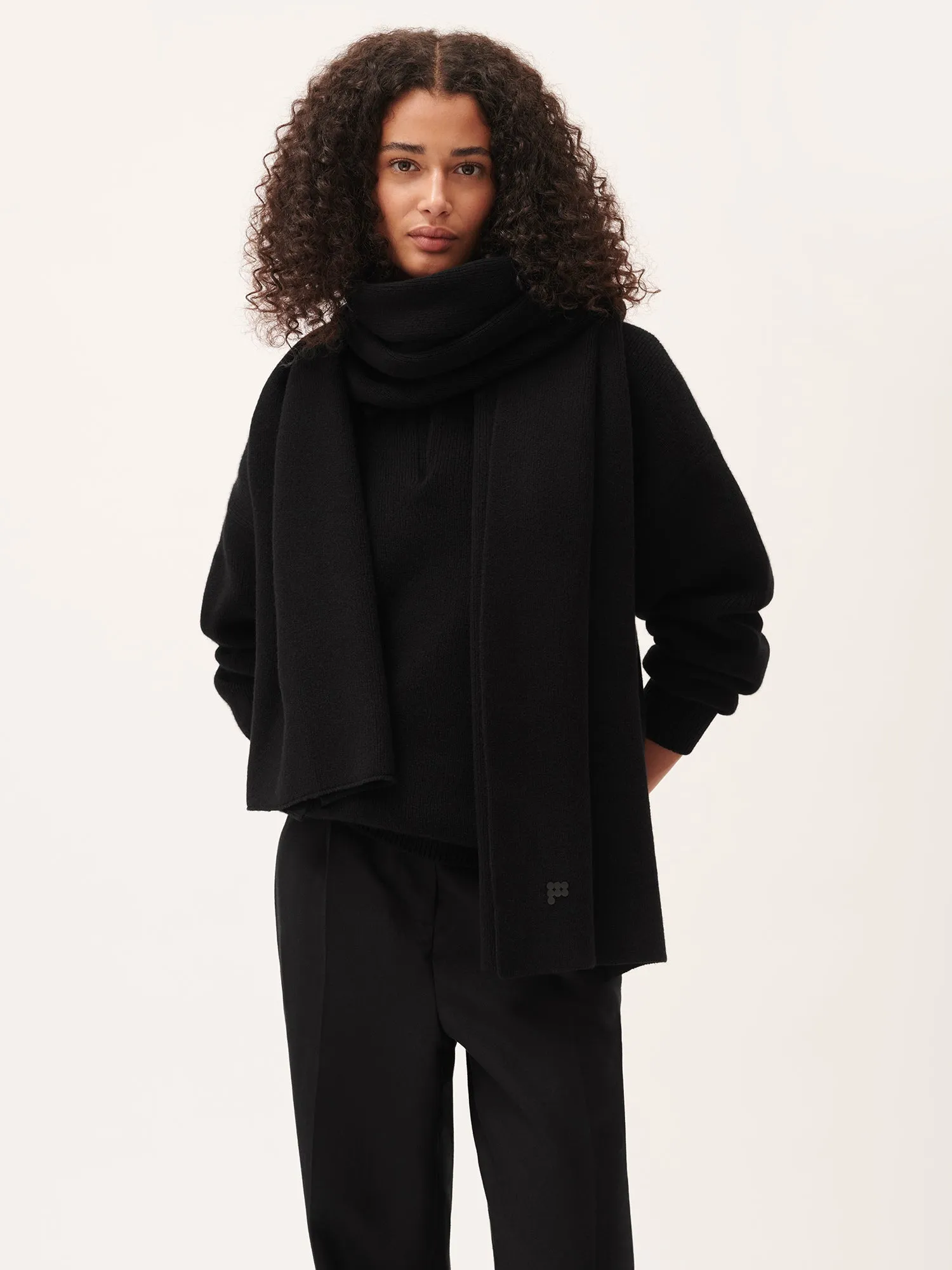 DNA Recycled Cashmere Scarf—black
