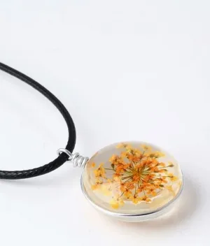 Dried Flowers Glass Round Necklace