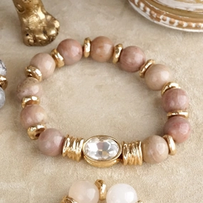 Earthy Gleam ?C Statement Beaded Bracelet with Oval Crystal Fortunate Amalgamations