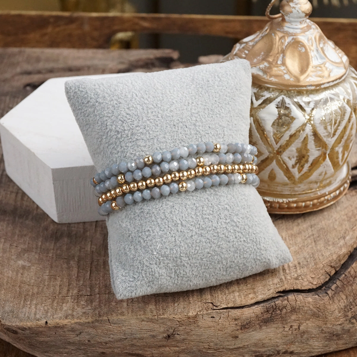 Glass Gleam ?C Set of 4 Faceted Glass & Gold Bead Stretch Bracelets Unbeatable Quality